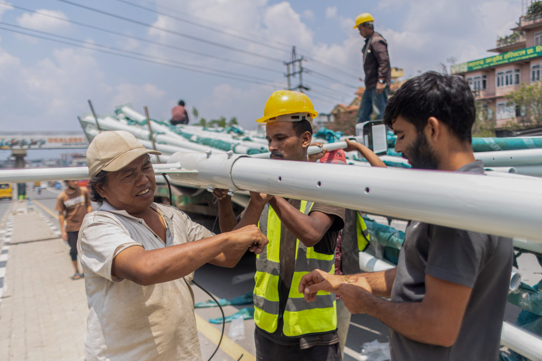 Ring-road_Street-light_-2014-1781672512.jpg