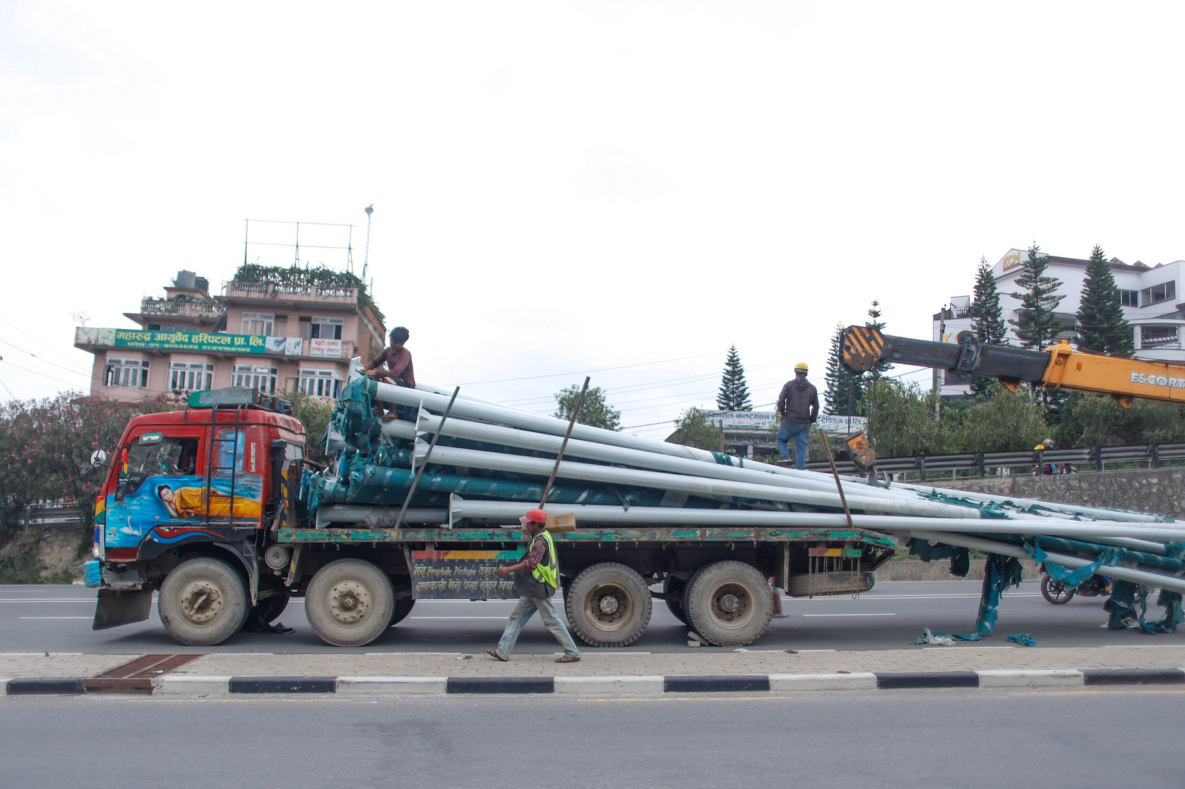 Ring-road_Street-light_-2015-1781672513.jpg