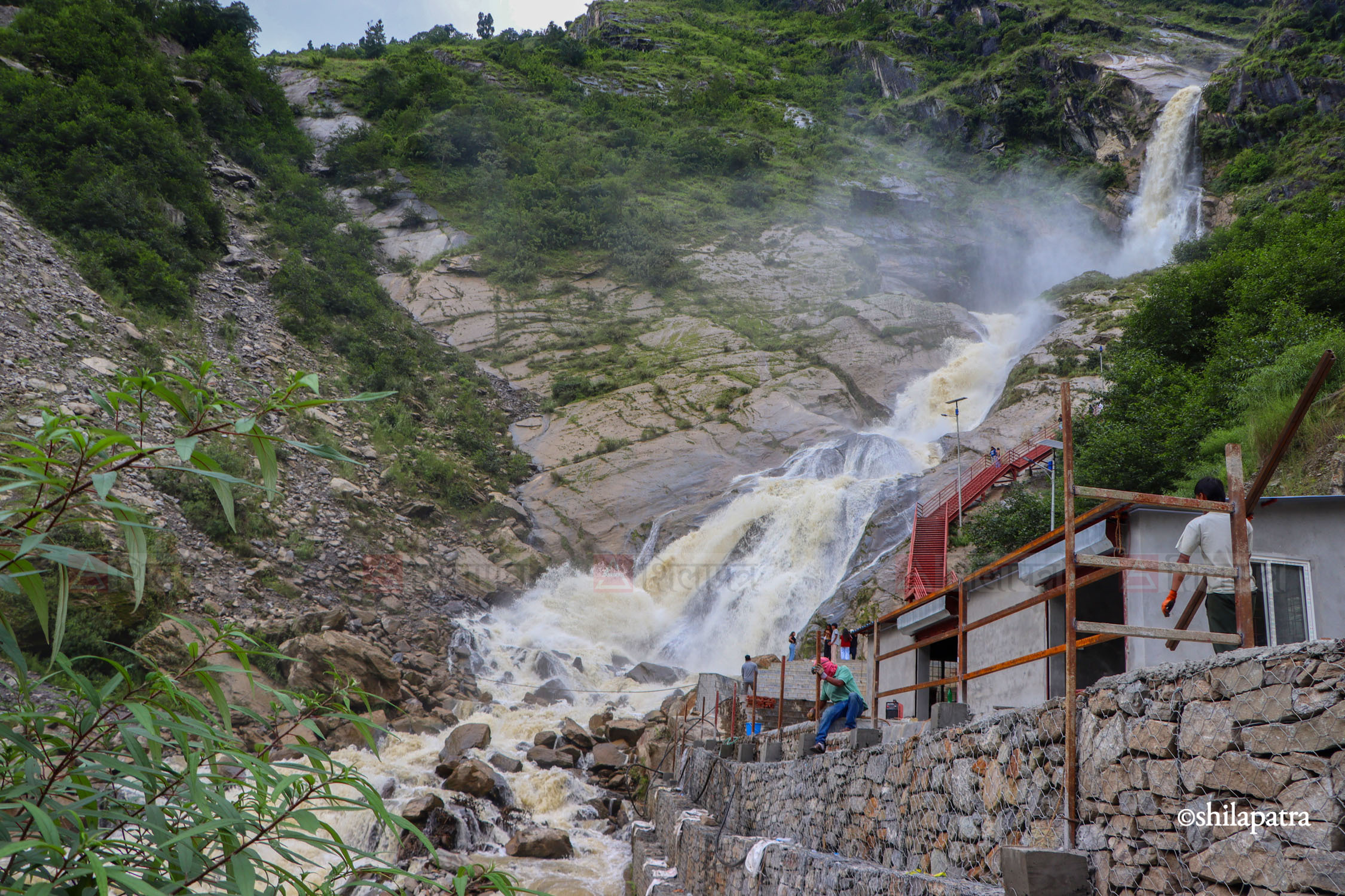 Rupse-Jharna-Beni-Jomsom-Road_NPL-(5)-1789295381.jpg