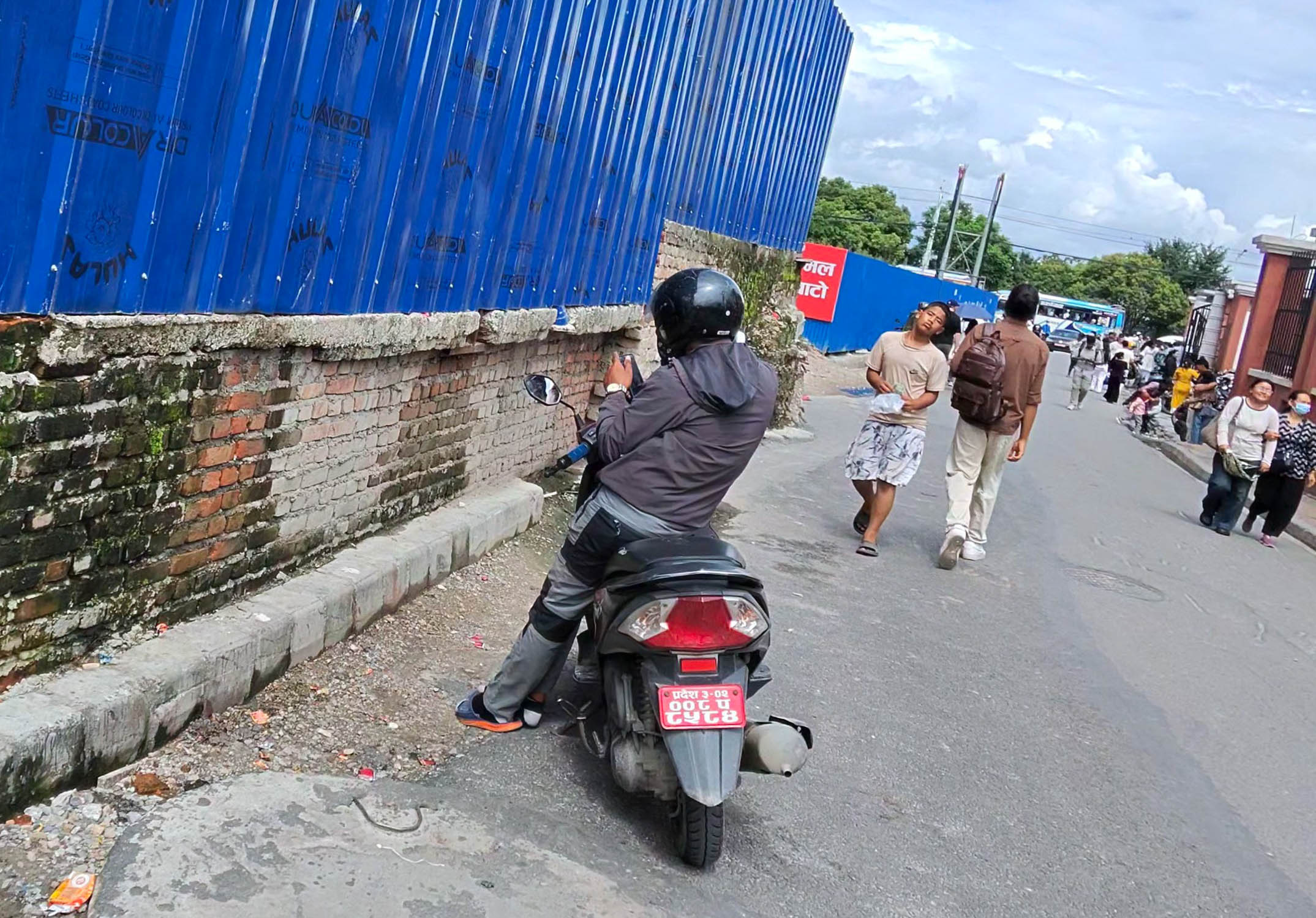 SADAK_Nepal-Photo-Library2-1783766491.jpg