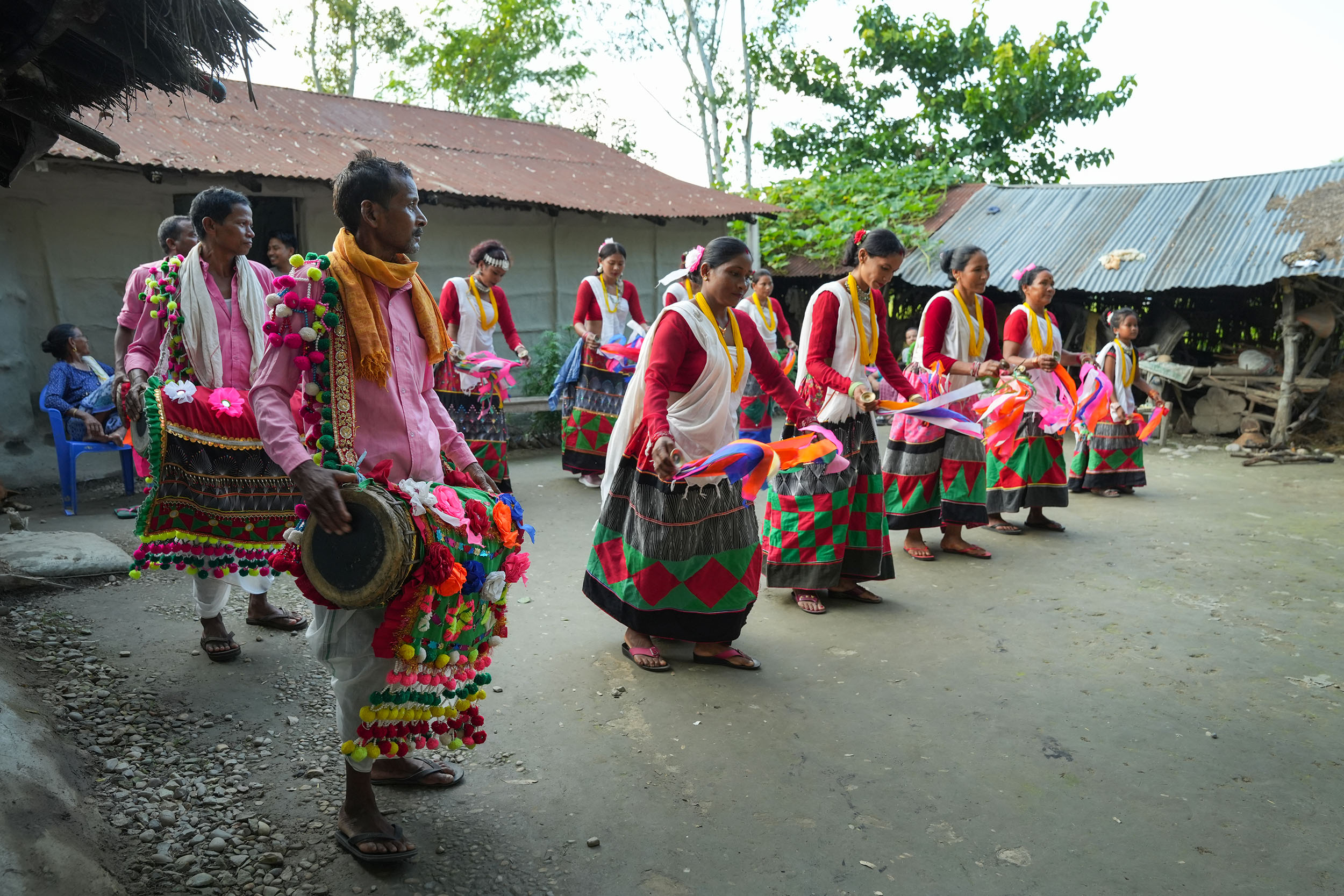 Sakhiya-Nach_Bardiya_NPL-(9)-1759477164.JPG