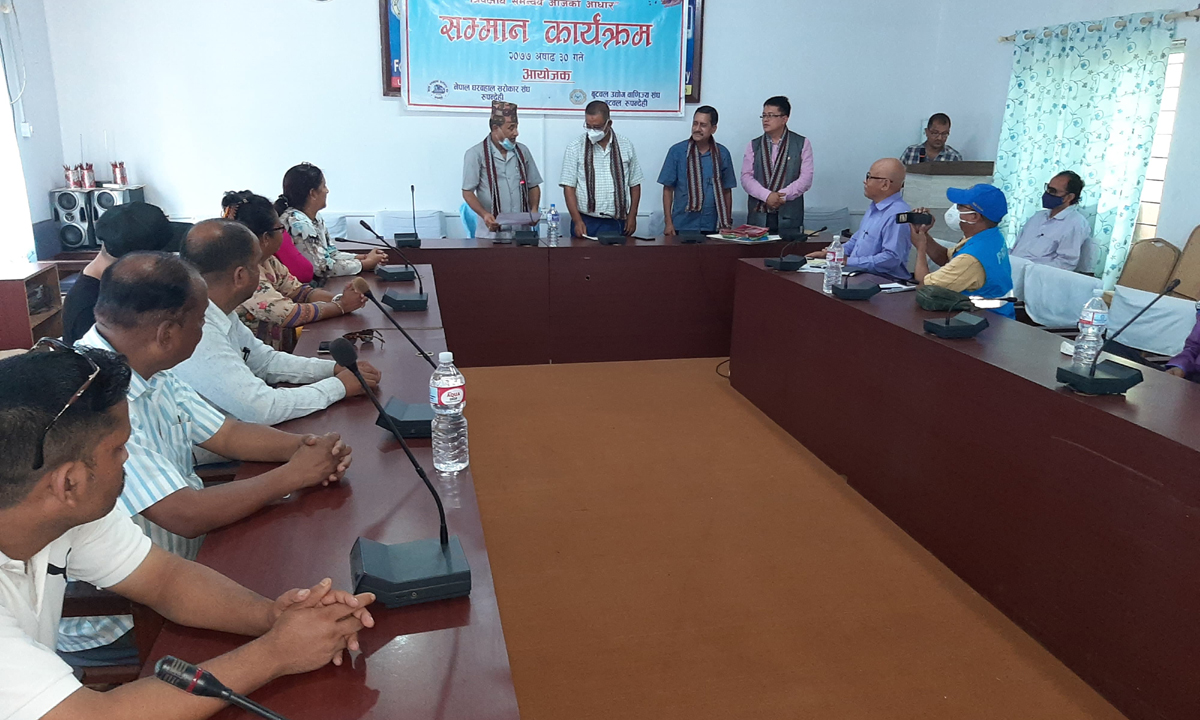लकडाउनमा भाडा छुट गर्ने घरधनी पुरस्कृत