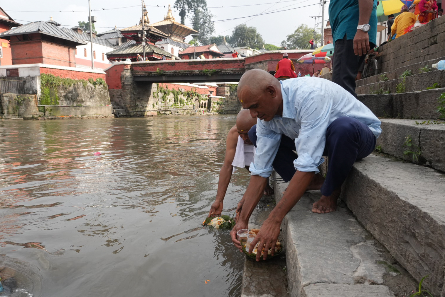 Shroha-sradda_pasupatinath_-(1)-1757300005.jpg