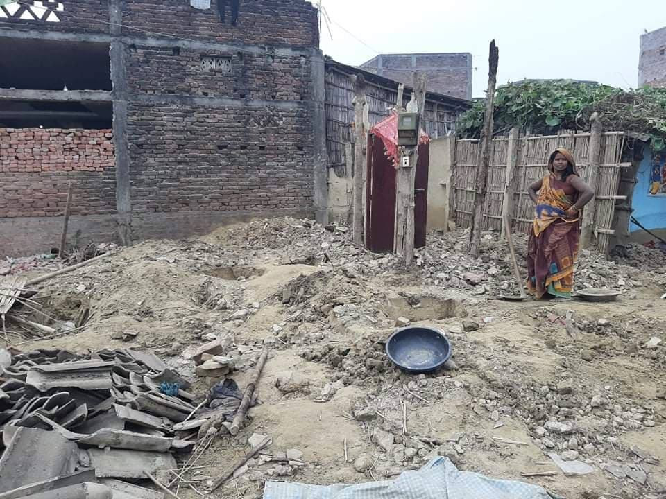 शीतलहरमा ३० सुकुम्बासी परिवारको त्रिपालमुनि बास 