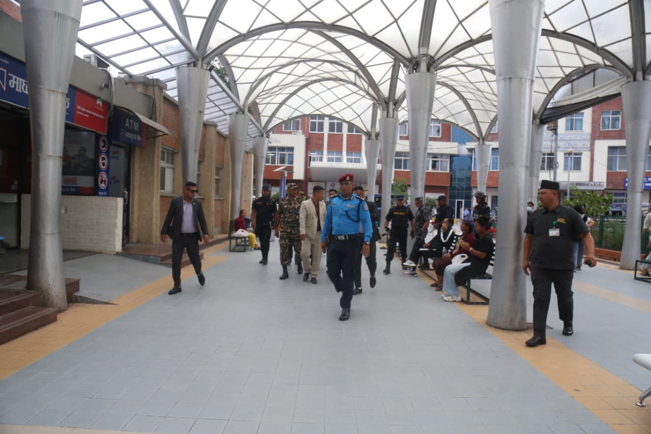 Sudan-Gurung-Teaching_NPL-(6)-1785844732.jpeg