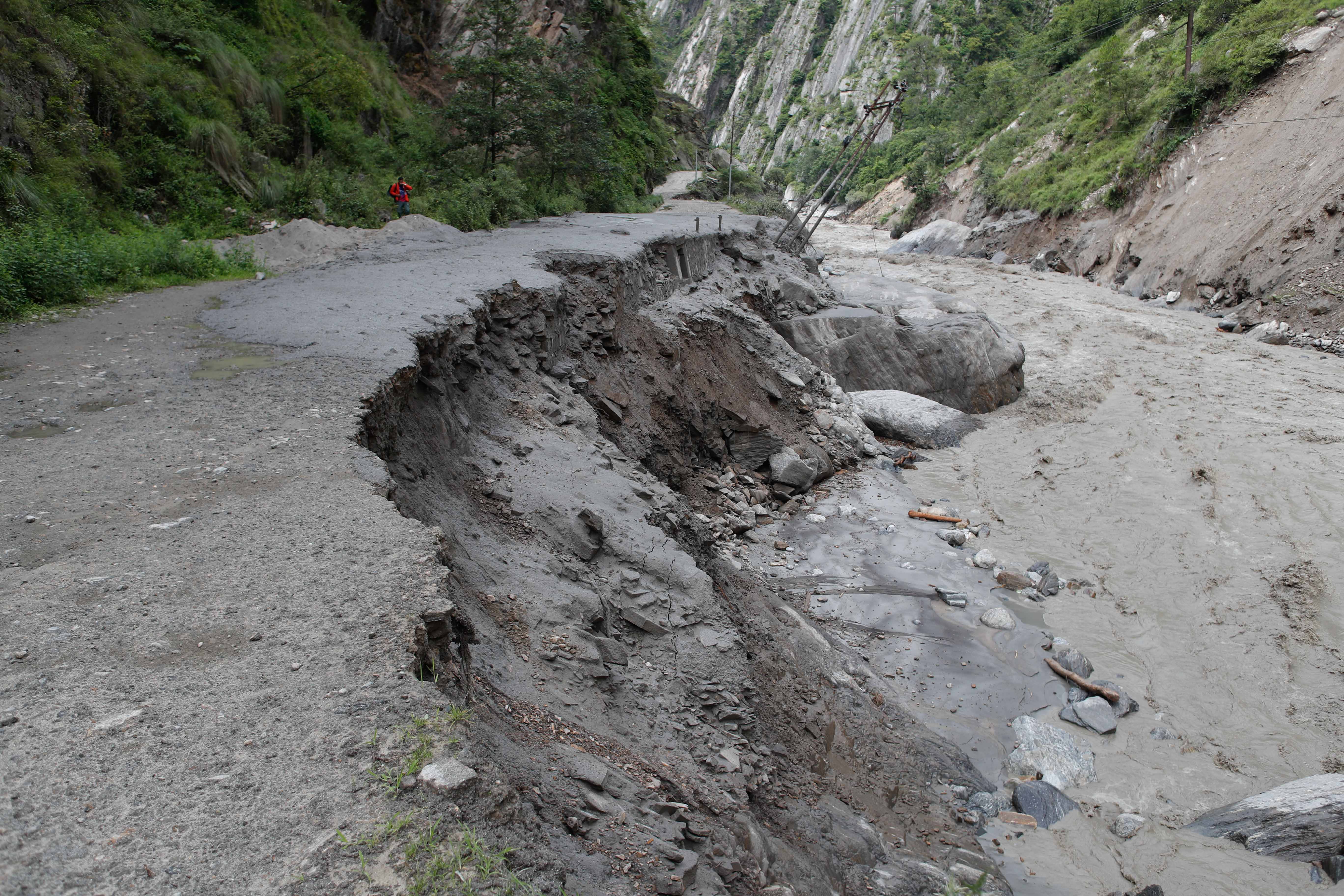 Syaphrubeshi-Timure-Road_NPL_-(21)-1752139417.jpg