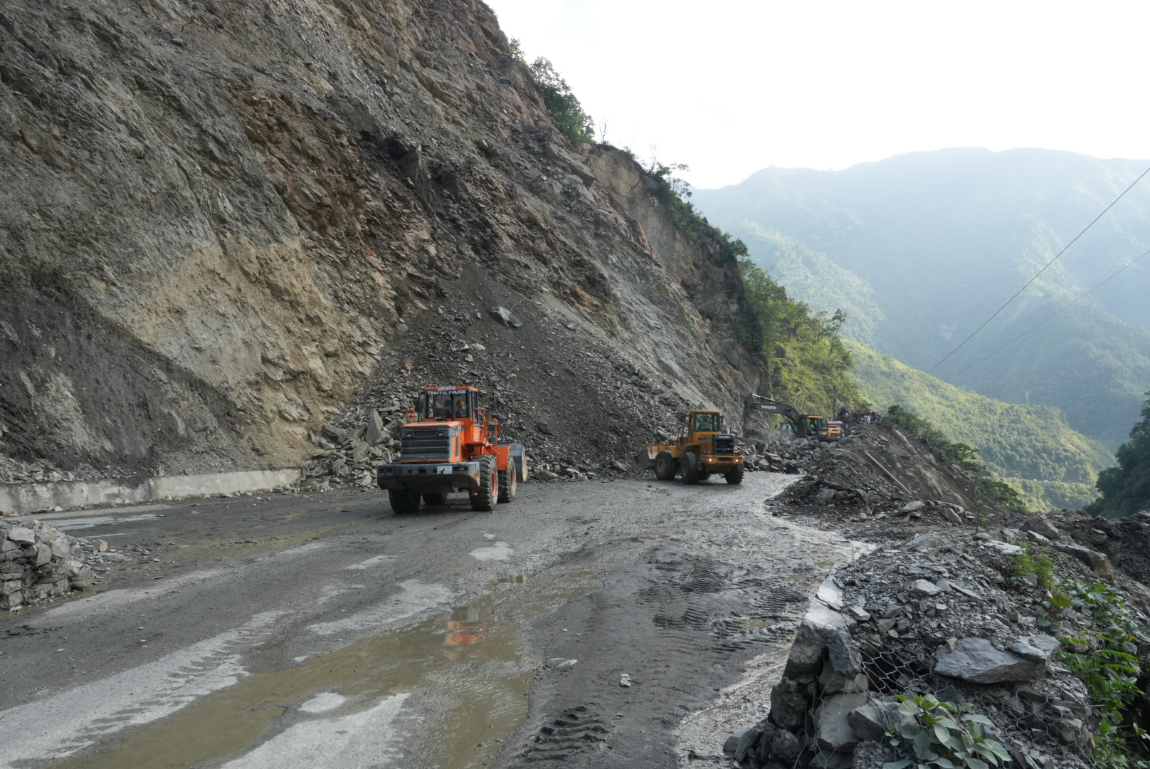 TUimkhola_landslide_-(10)-1759145971.jpg