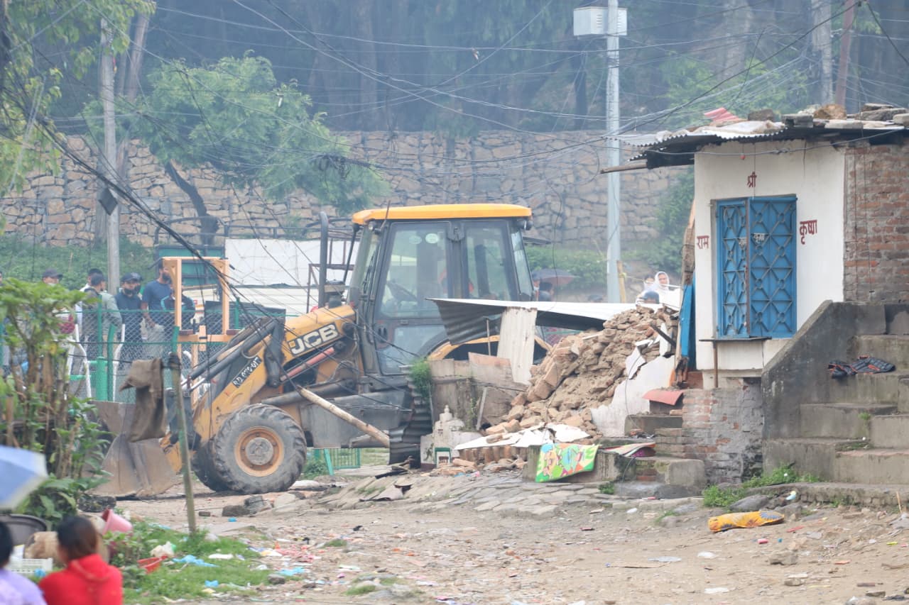 Tilganga-ma-dozar_nepal-photo-library-(8)-1777732284.jpeg