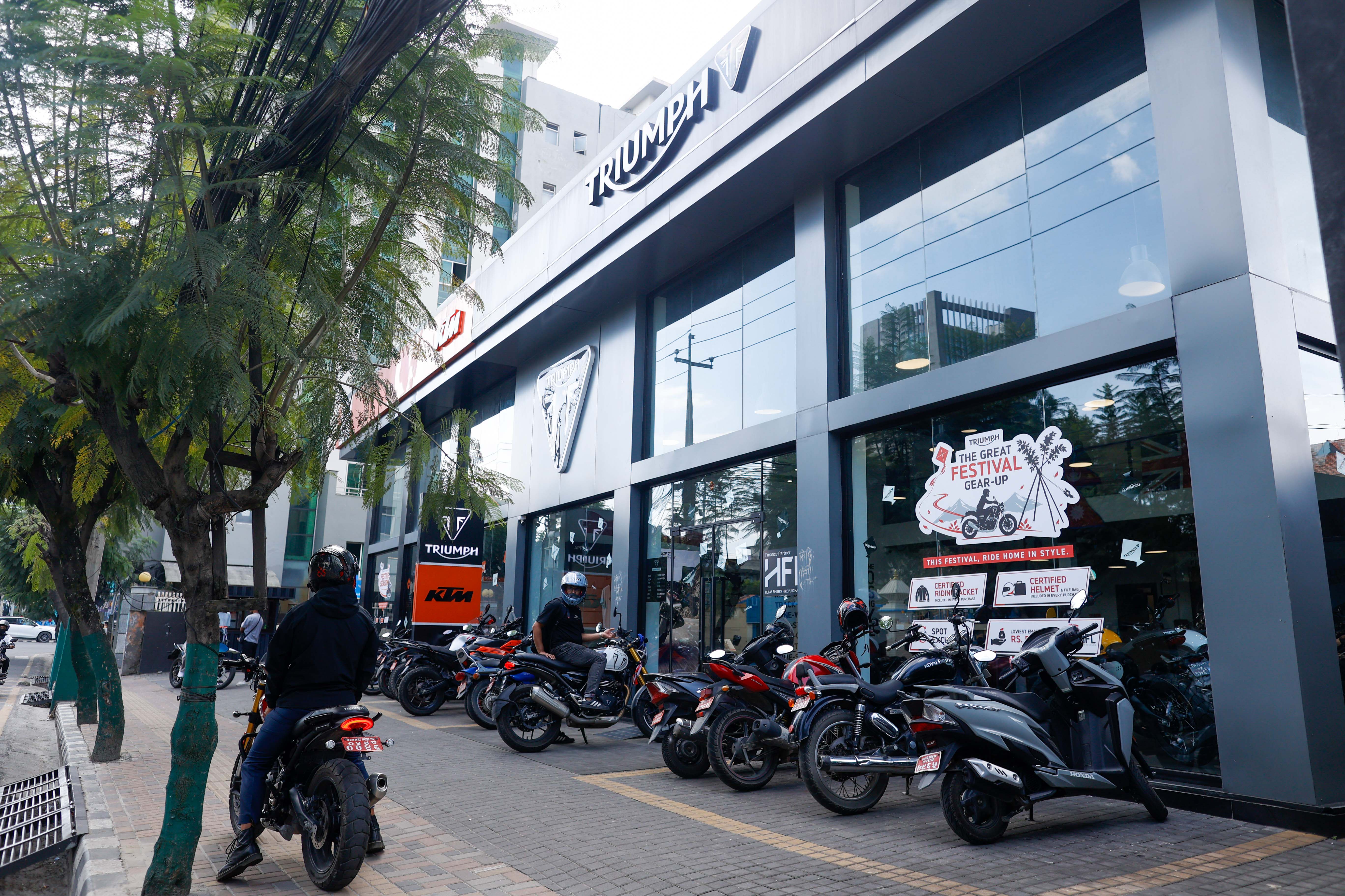 Vehicle-Showroom-Dashain-Offer_NPL-05-1792148899.JPG