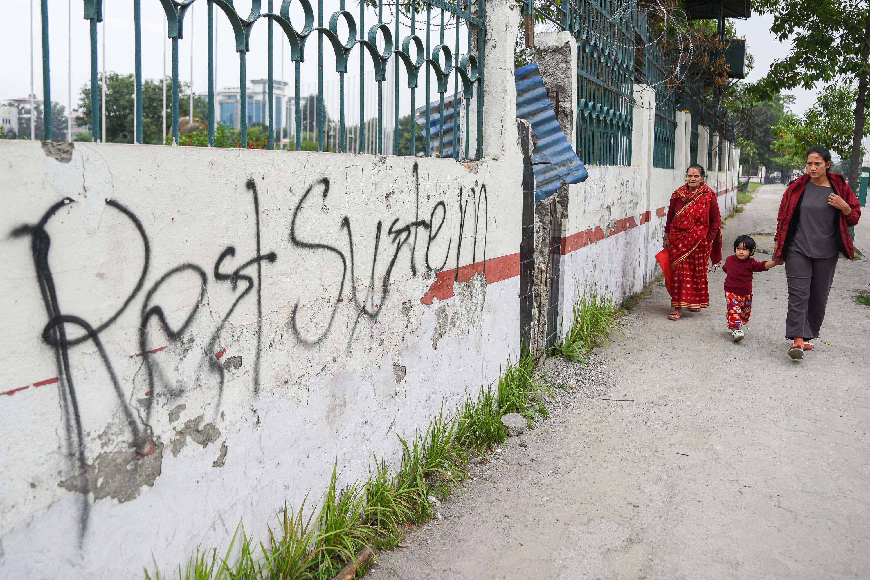 Wall-paint_Nepal-Photo-library_SAFAL11-1762657692.jpg