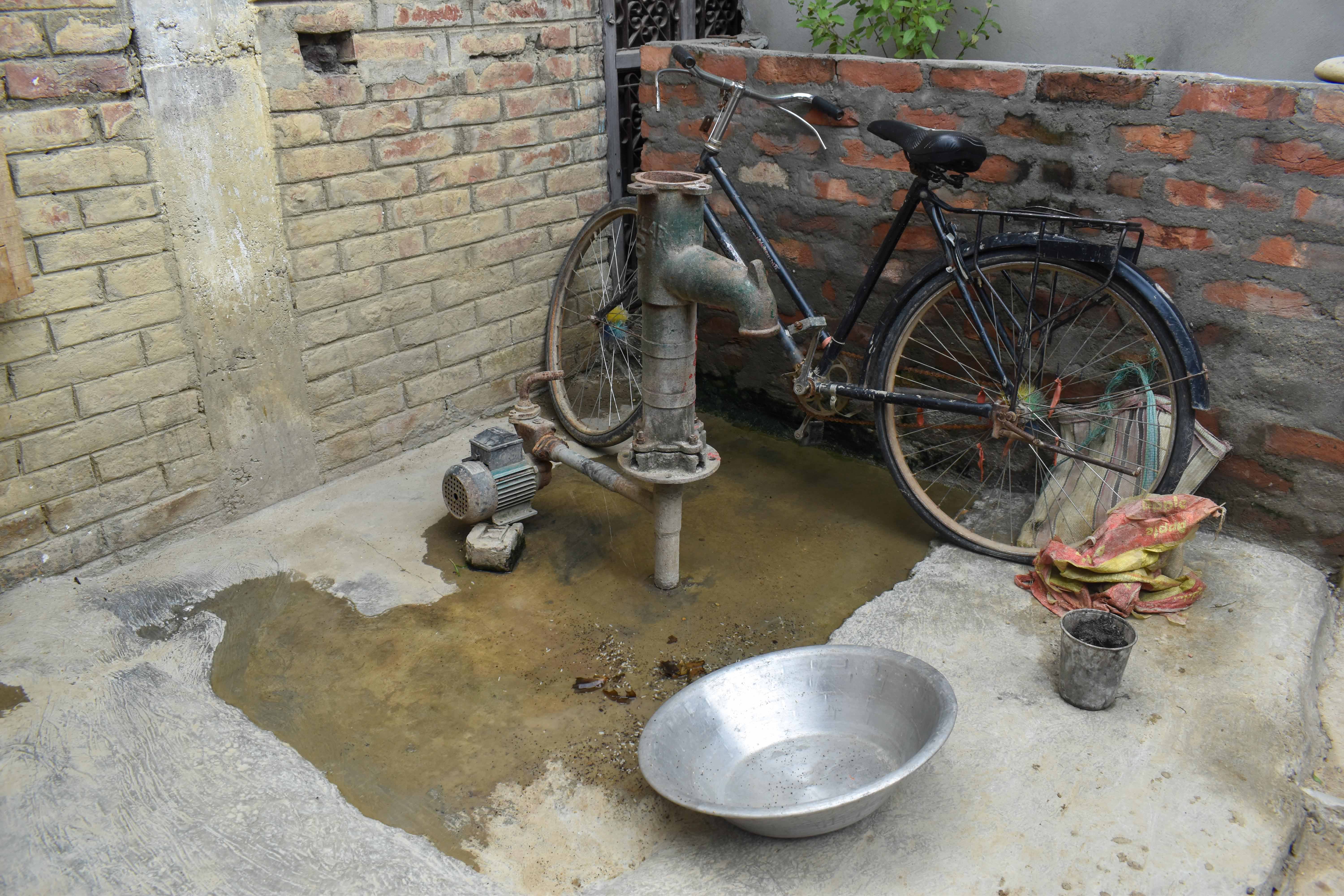 Water-Crisis-Photo-Siraha-Chapakal-Sammarsab_NPL-(12)-1789352932.JPG
