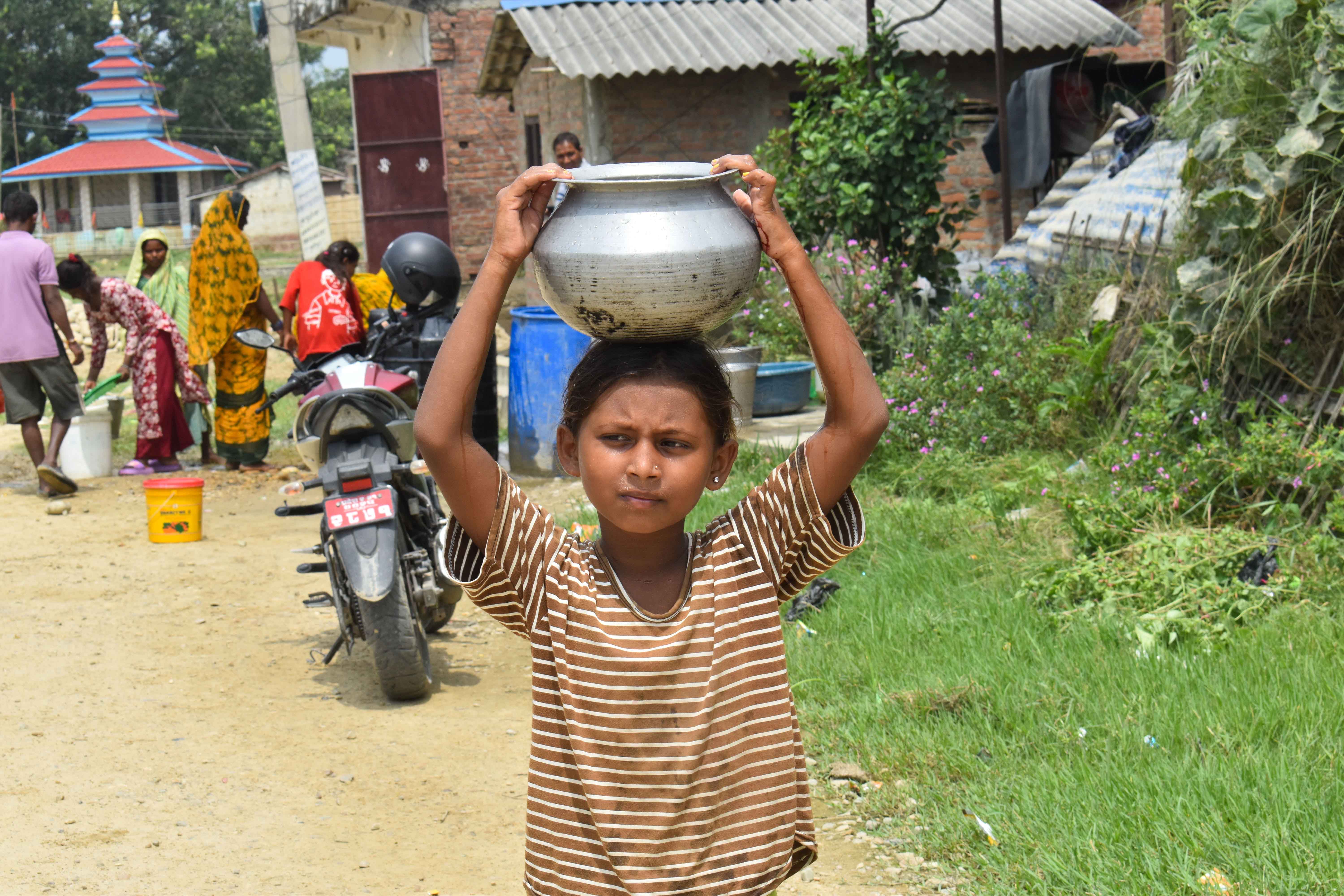Water-Crisis-Photo-Siraha-Chapakal-Sammarsab_NPL-(6)-1789352945.JPG