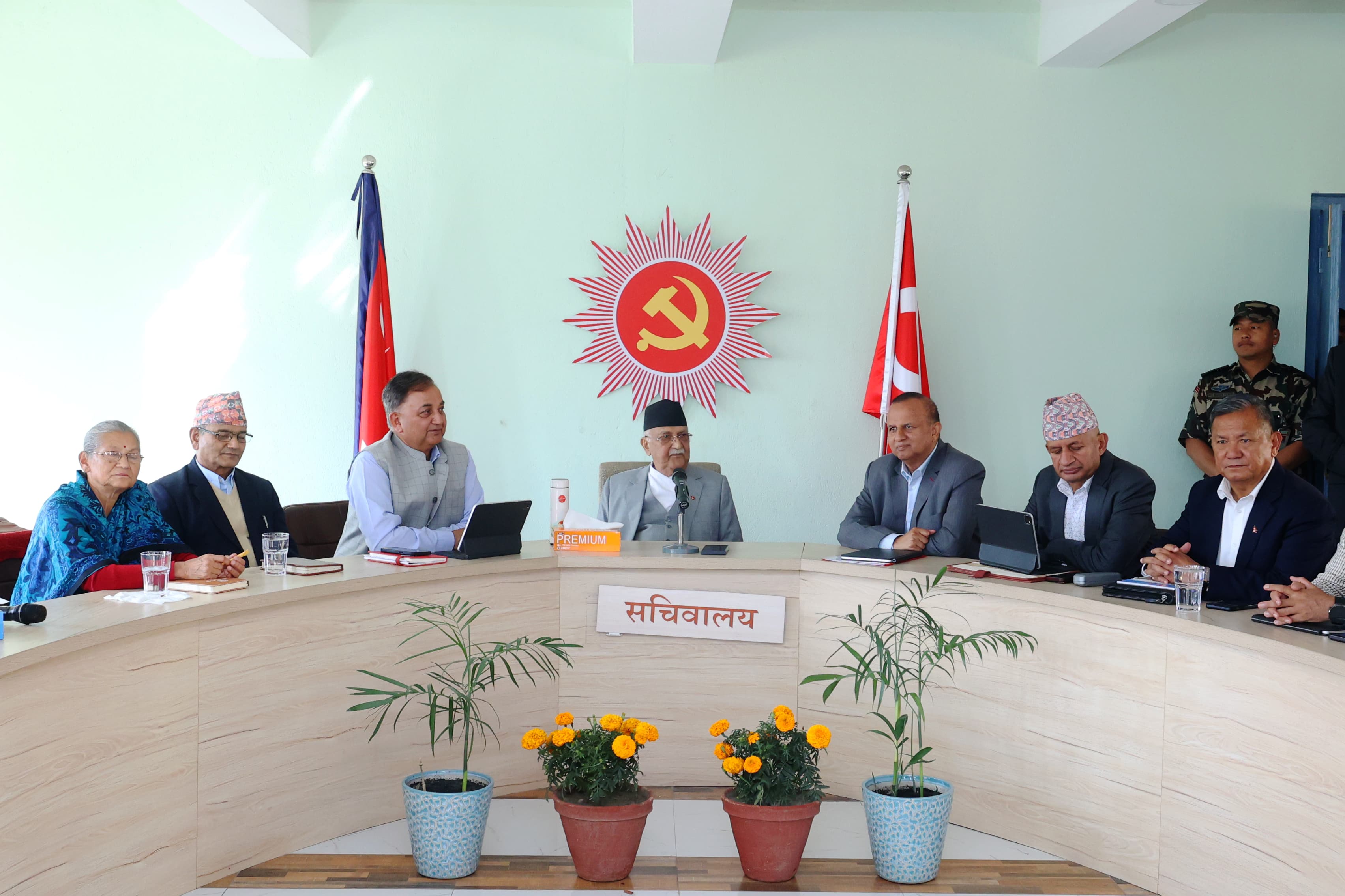 राजनीतिक अस्थिरता बनाउने तत्त्व निष्क्रिय हुँदै गएको एमालेको निष्कर्ष 