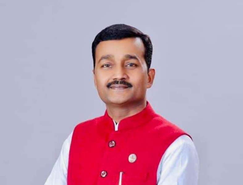 सांसद यादव कोरोना संक्रमणमुक्त