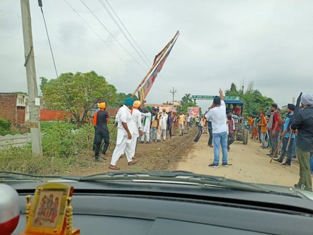 लखिमपुरमा हिंसा: आन्दाेलित किसानहरूमाथि गाडि कुदाएकाे आराेपबारे के भन्छन् मन्त्रीका छाेरा?