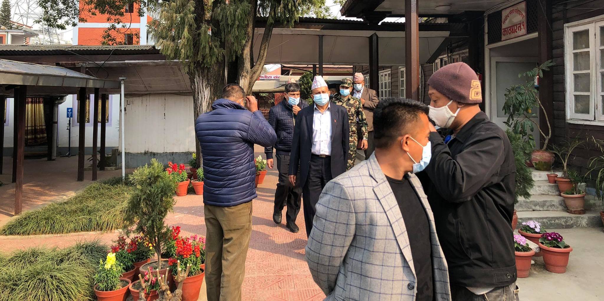पार्टी एकताको सम्भावनाबारे शंकर पोखरेल र घनश्याम भुसालबीच छलफल