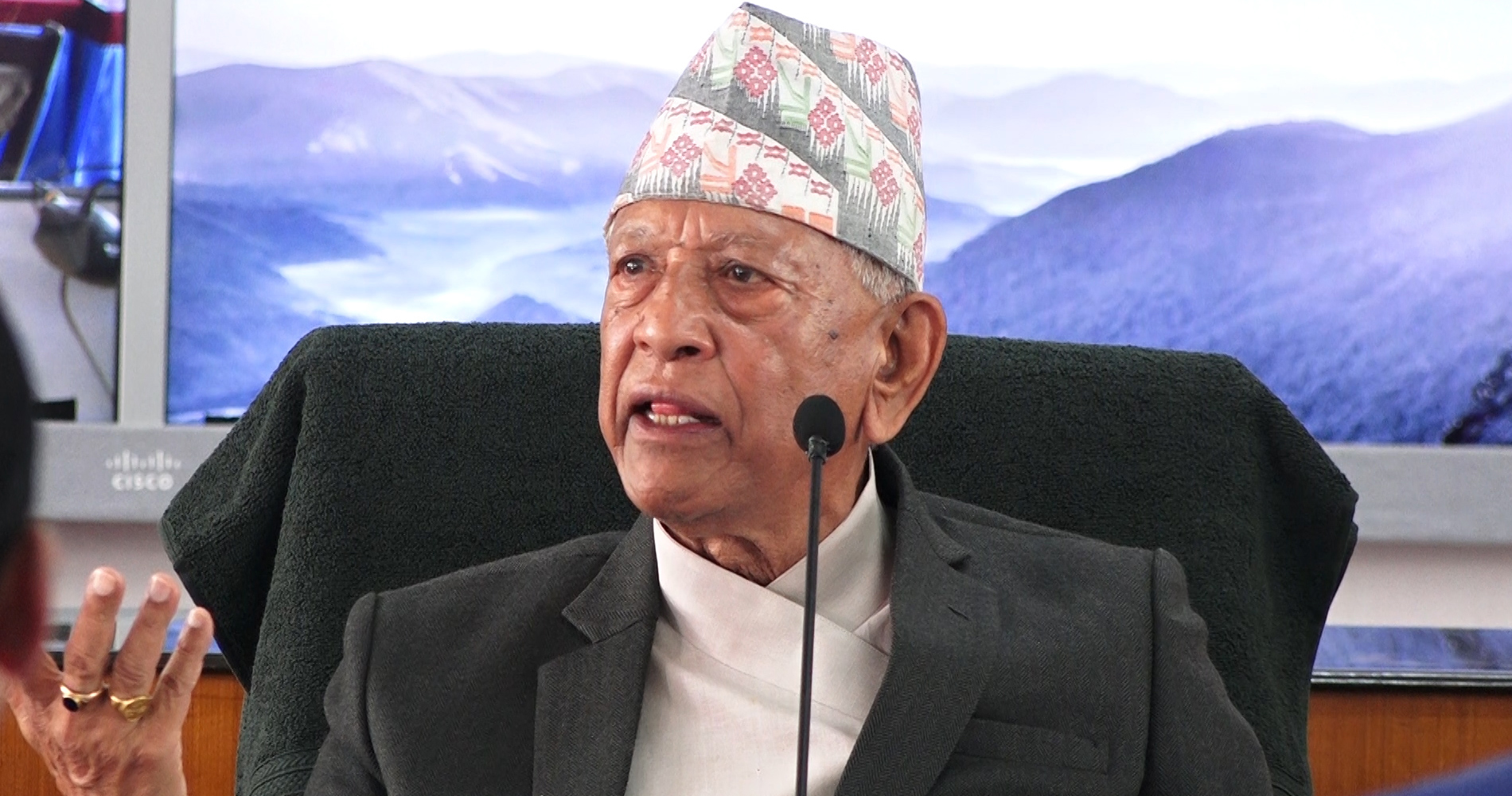 अर्जुननरसिंह केसीले भने- चर्चित भ्रष्टाचारकाण्डका फाइलको विवरण लेखा समितिलाई चाहिन्छ (भिडियो)