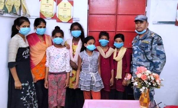 भारत पुगेका बालिका र किशोरीहरूलाई केहीबेरमा नेपाल ल्याइँदै