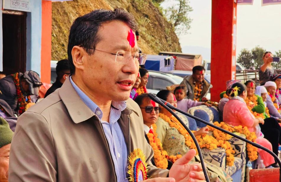 वर्षमान पुन भन्छन्- कहिले कांग्रेस, कहिले एमालेको साथले माओवादी टिकेको भन्ने प्रचार खारेज भयो