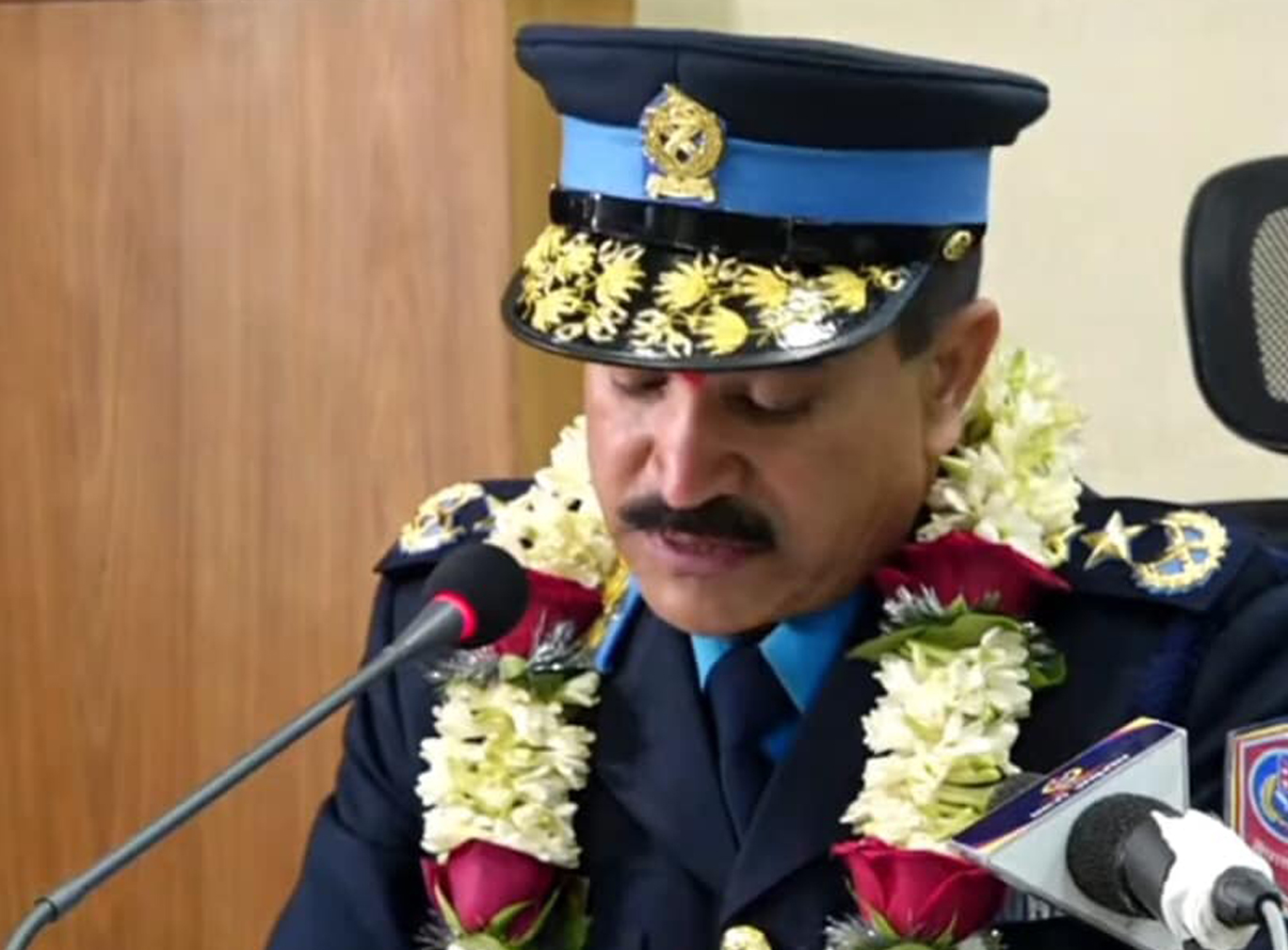 नवनियुक्त आईजीपी कुँवरले लगाए दर्ज्यानी चिह्न