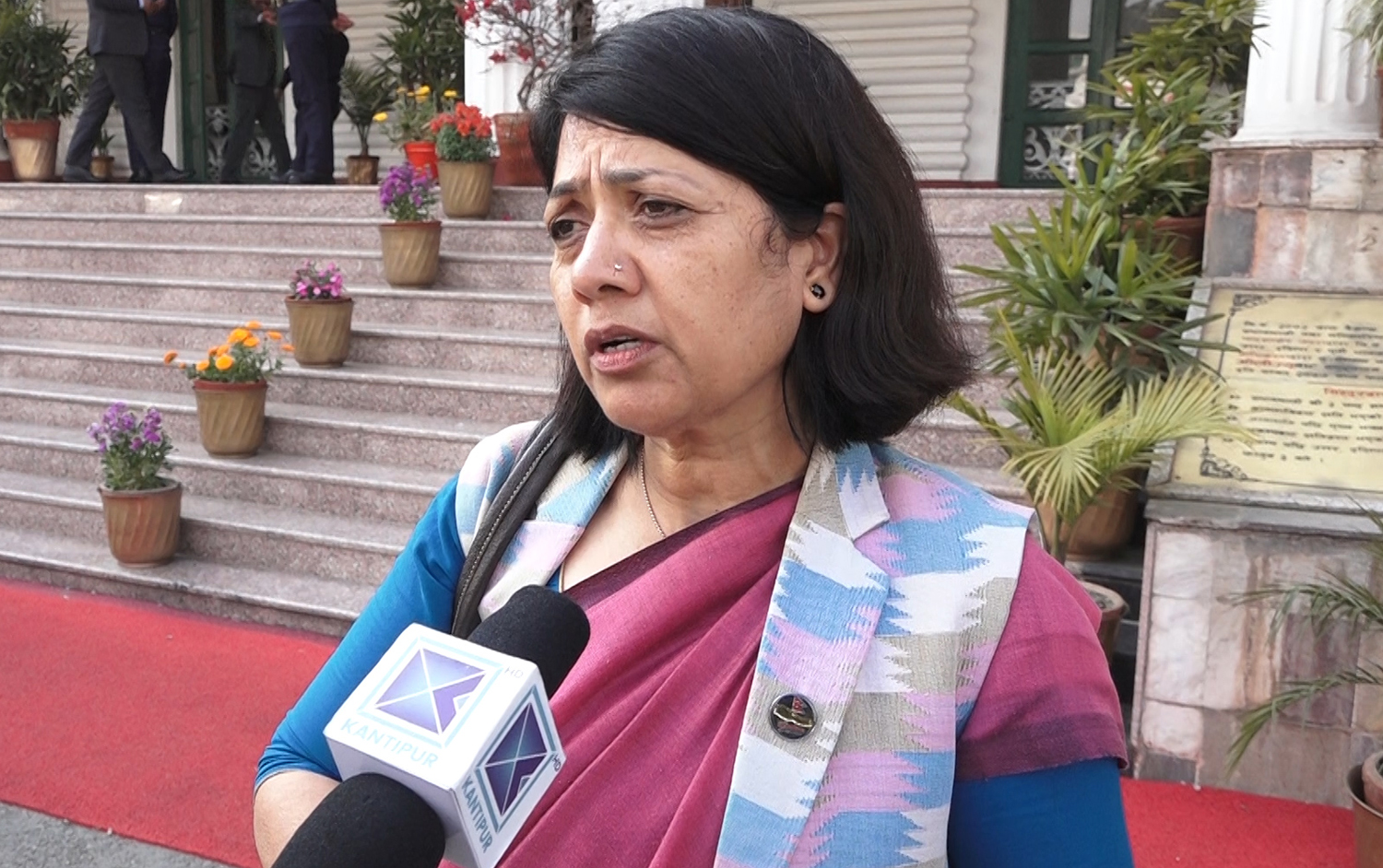 आफूलाई रोकेर गोविन्द बन्दीलाई जेनेभा पठाइएपछि परराष्ट्रमन्त्री पौड्यालले उठाइन् प्रश्न