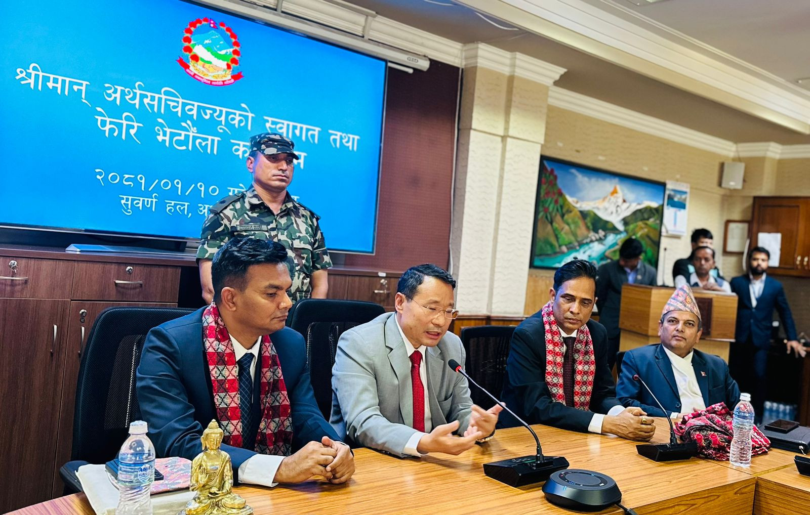 अर्थसचिव मरासिनीको स्वागत र पुस्करको बिदाइ एकैसाथ 
