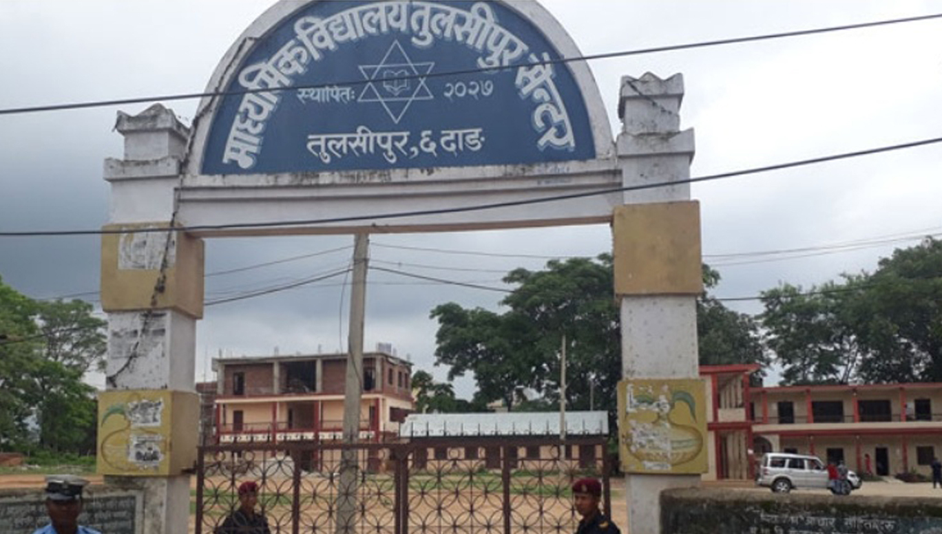 तरकारी बजारबाट मासिक डेढ लाख कमाउँछ तुलसीपुरको सेन्टर स्कुल