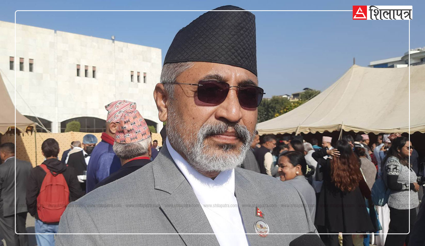 एमाले नेता विश्वकर्मा भन्छन्– सत्ता गठबन्धनमा के हुन्छ, हेरिरहेका छौँ 