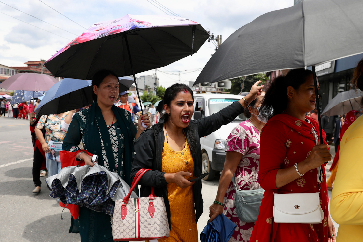 cooperative-victims-Nepal-photo-library--10-1785144218.jpg