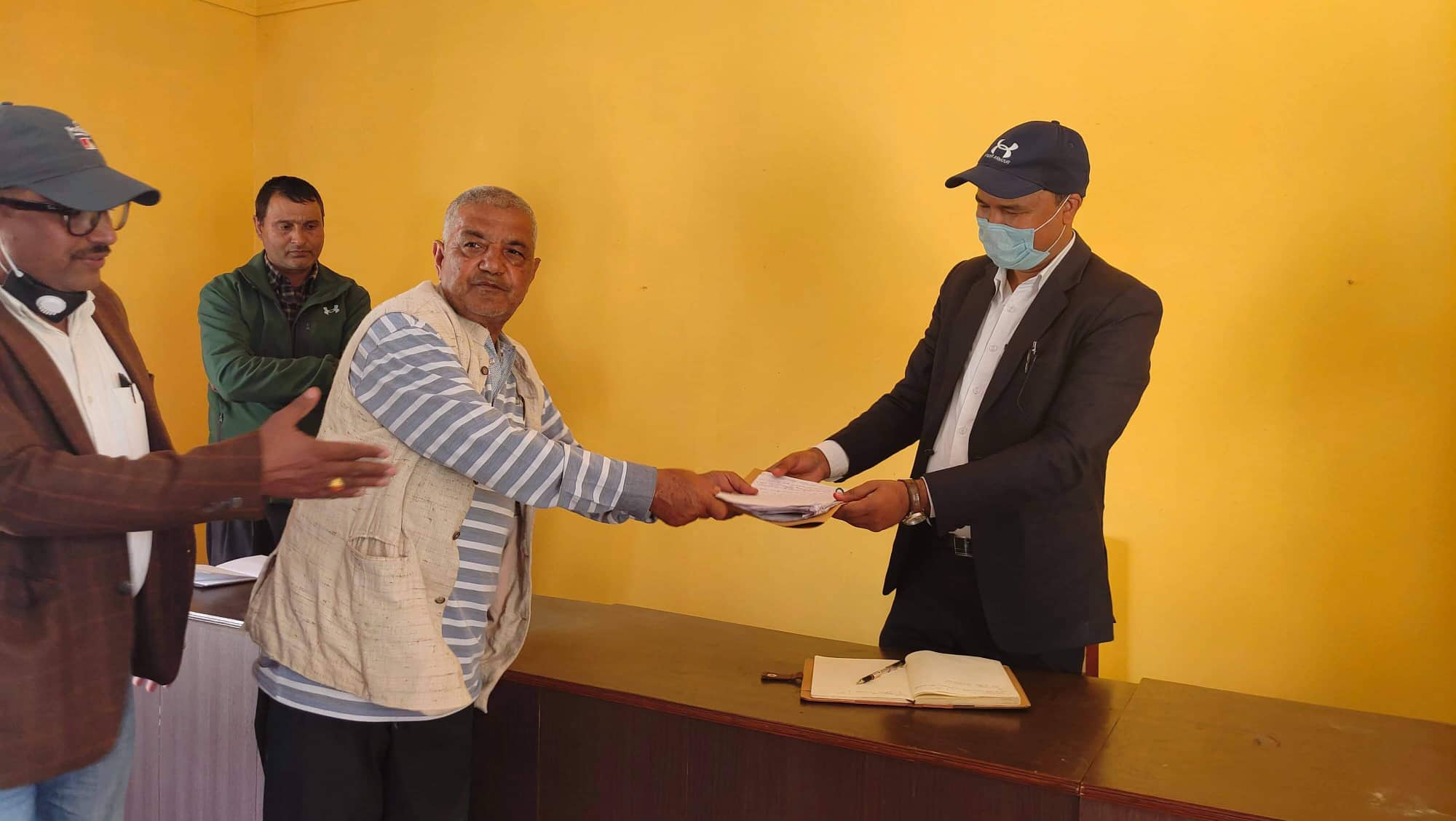 स्थानीयलाई व्यवस्थापन नगरी मोतीपुर औद्योगिक कोरिडोरको शिलान्यास गर्न लागेको भन्दै विरोध