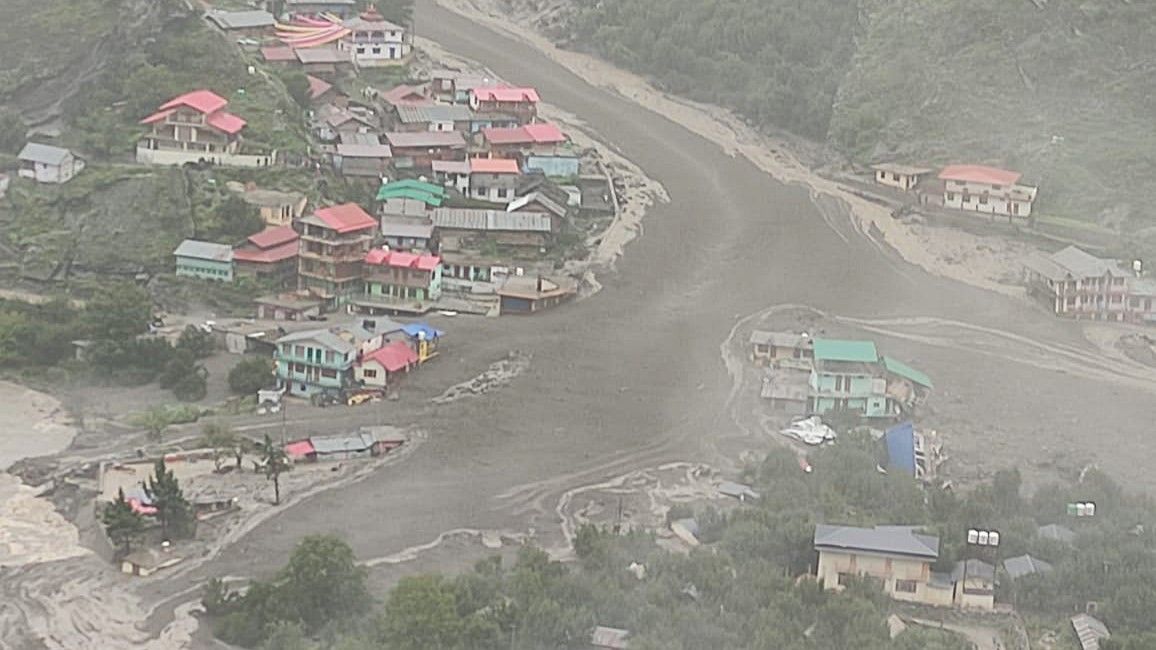 ‘हिमताल फुट्दा’ उत्तराखण्डमा बाढी आएको हुनसक्ने विज्ञहरूको दाबी