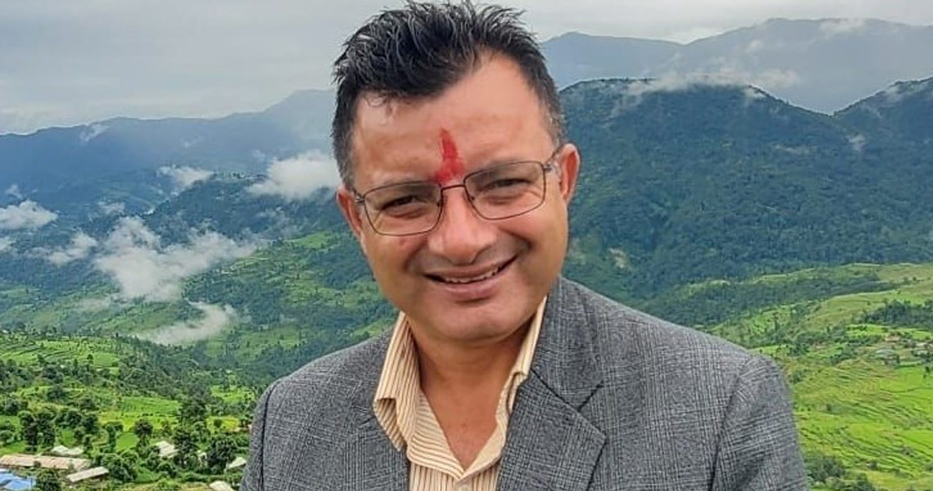 चितवन- ३ का बागी उम्मेदवार दिनेश कोइरालाले भने- सबैले सुनुन् अंश र वंशको बलमा देश कब्जा गर्न दिइँदैन