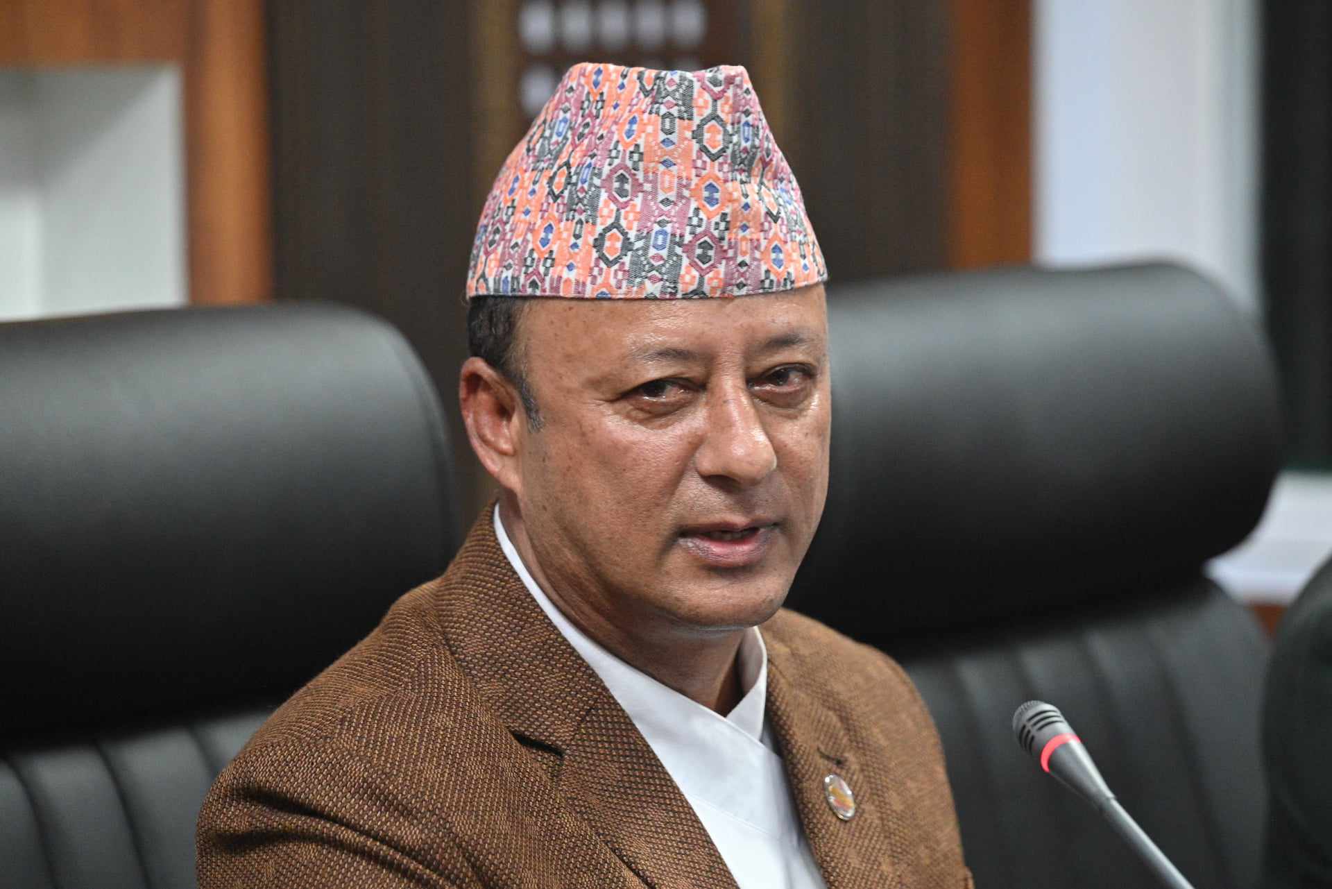 क्षति न्यूनीकरणका लागि पूर्वसूचना प्रणाली सरकारको प्राथमिकतामा: ऊर्जामन्त्री खड्का