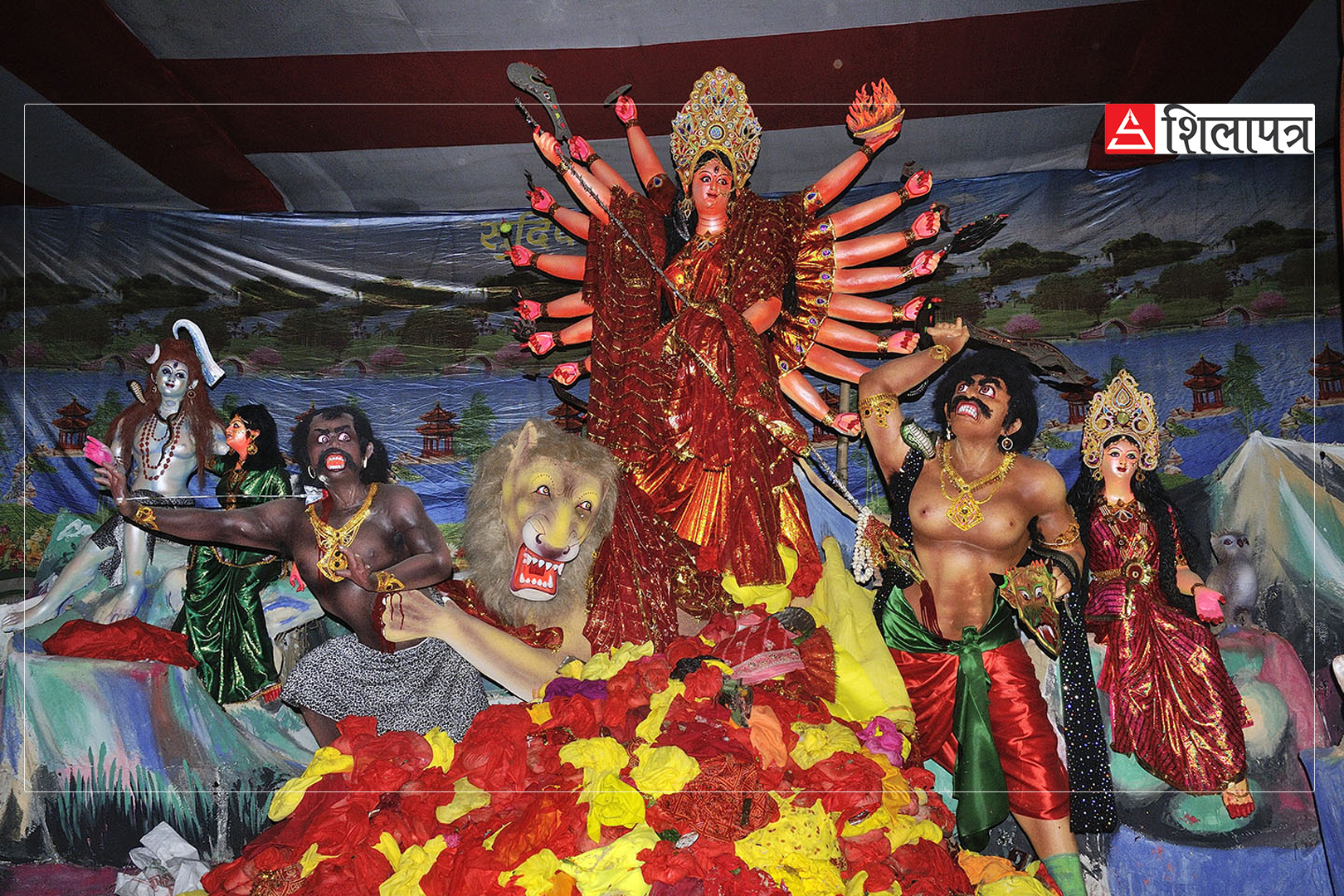 durga-puja-(4)-1728450665.jpg