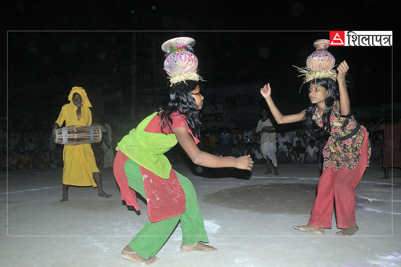 durga-puja-(5)-1728450699.jpg