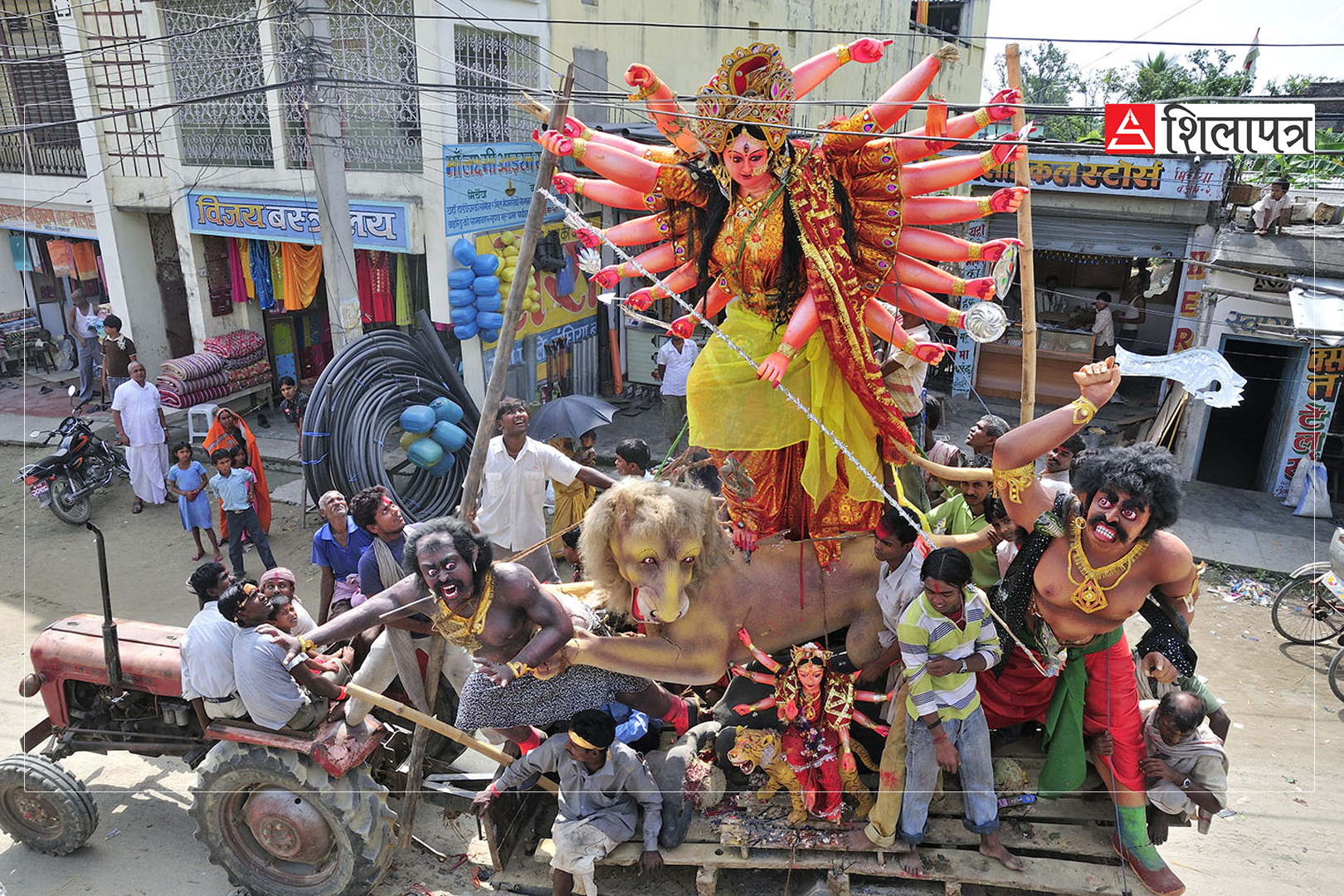 durga-puja-(9)-1728450812.jpg