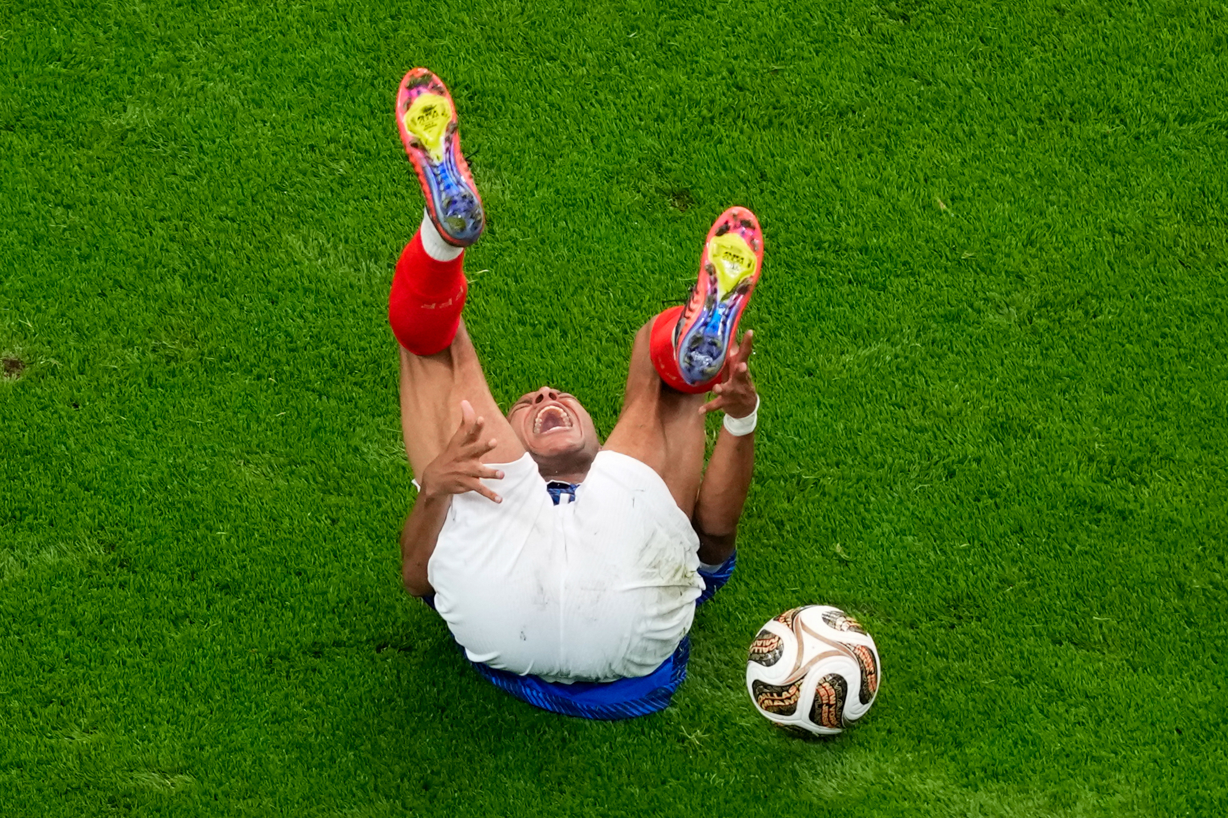 france-vs-spain-ap--(1)-1784081411.jpg
