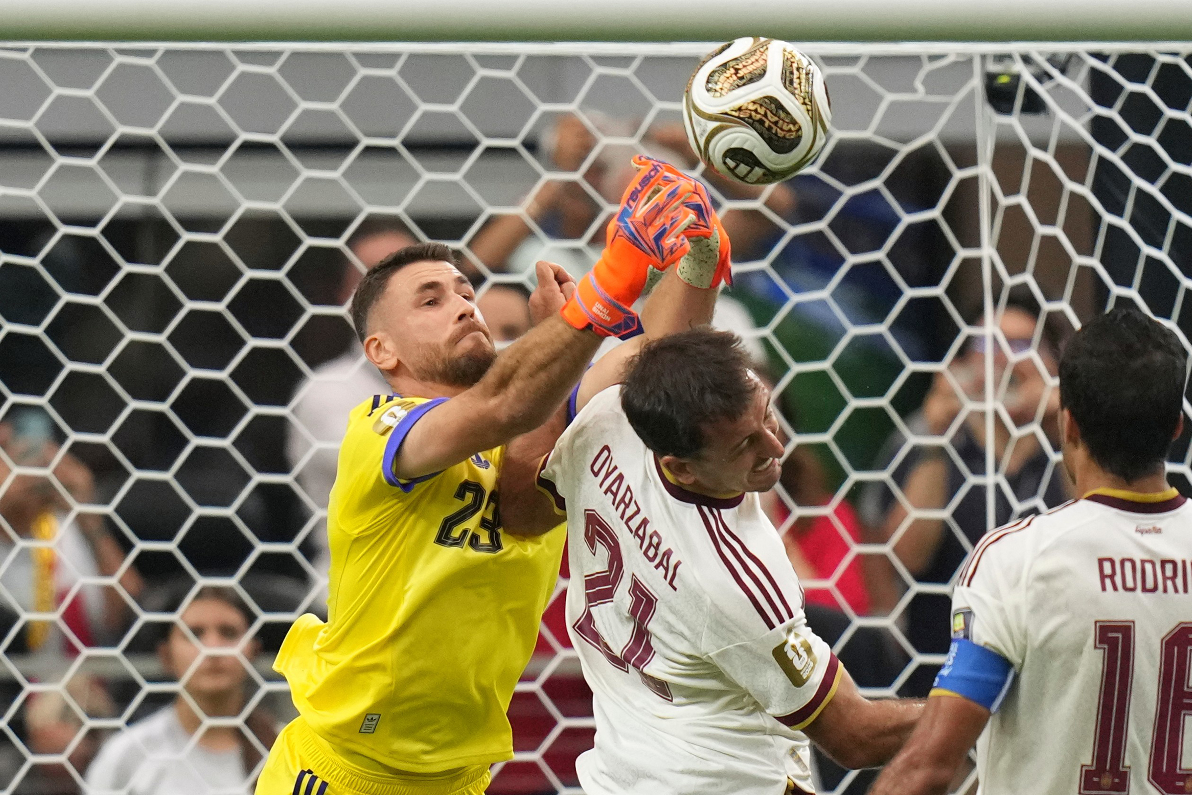 france-vs-spain-ap--(4)-1784081414.jpg