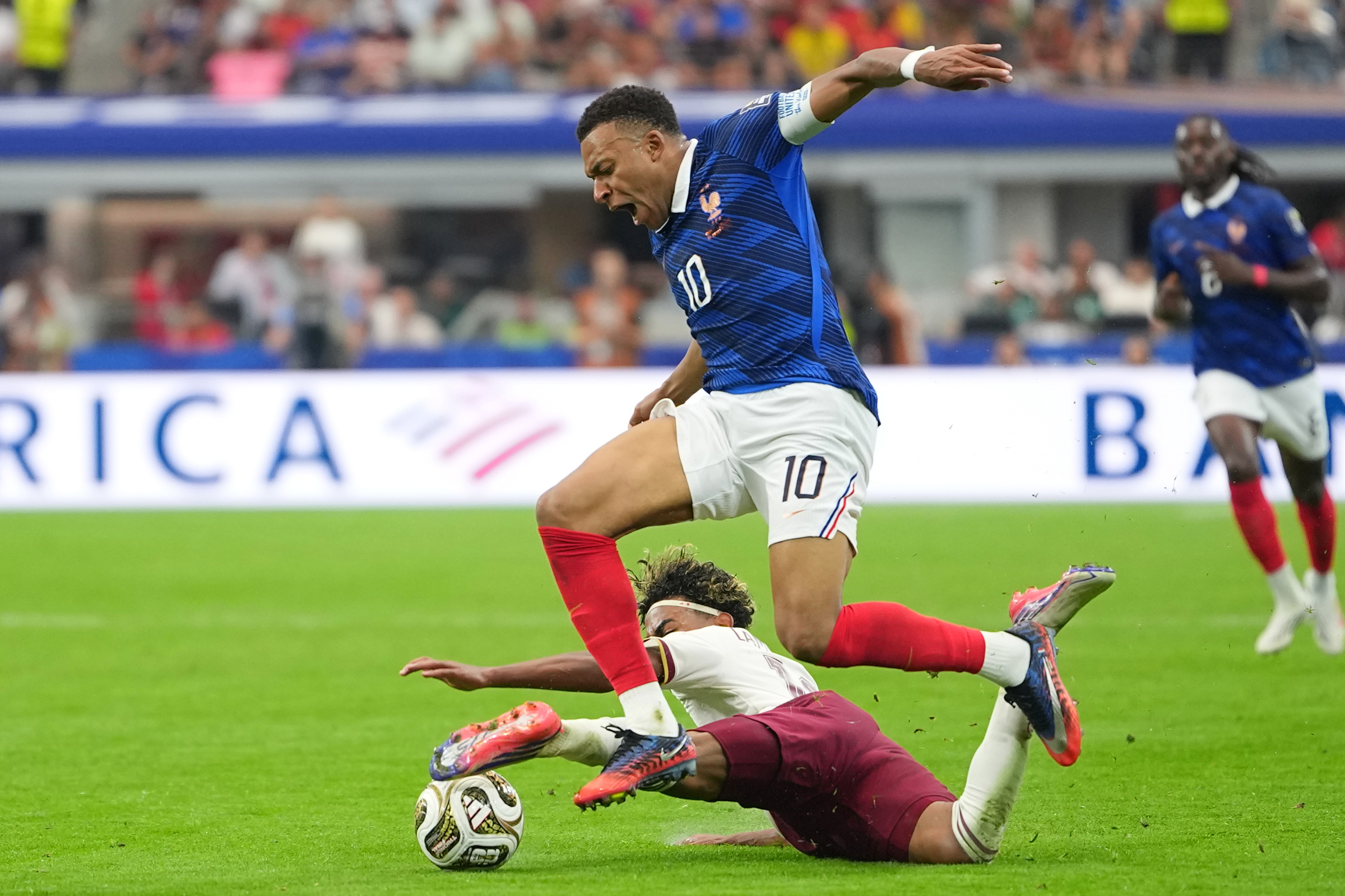 france-vs-spain-ap--(6)-1784081415.jpg
