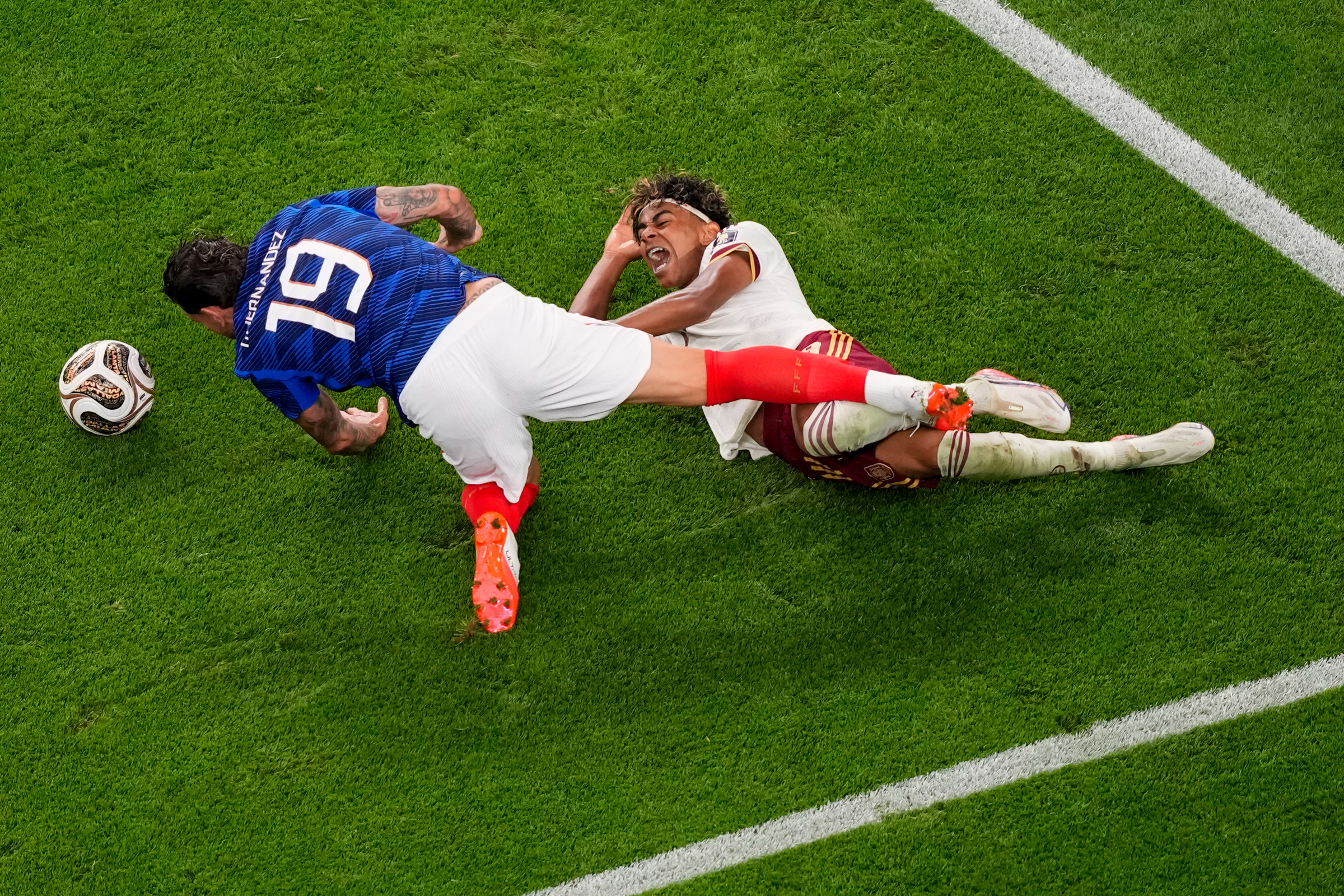 france-vs-spain-ap--(9)-1784081418.jpg