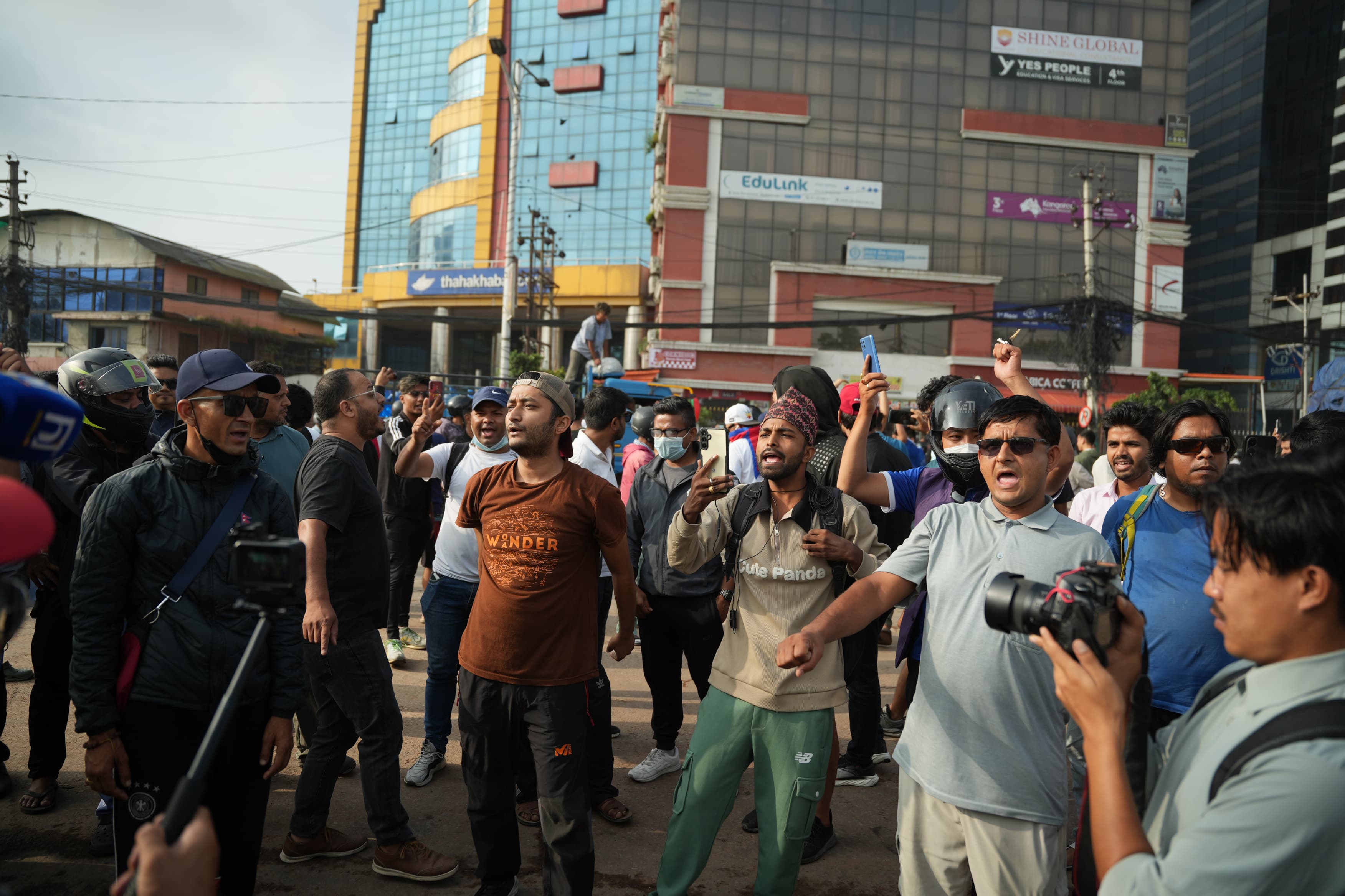 gen-z-new-baneshor-(8)-1757387041.jpg