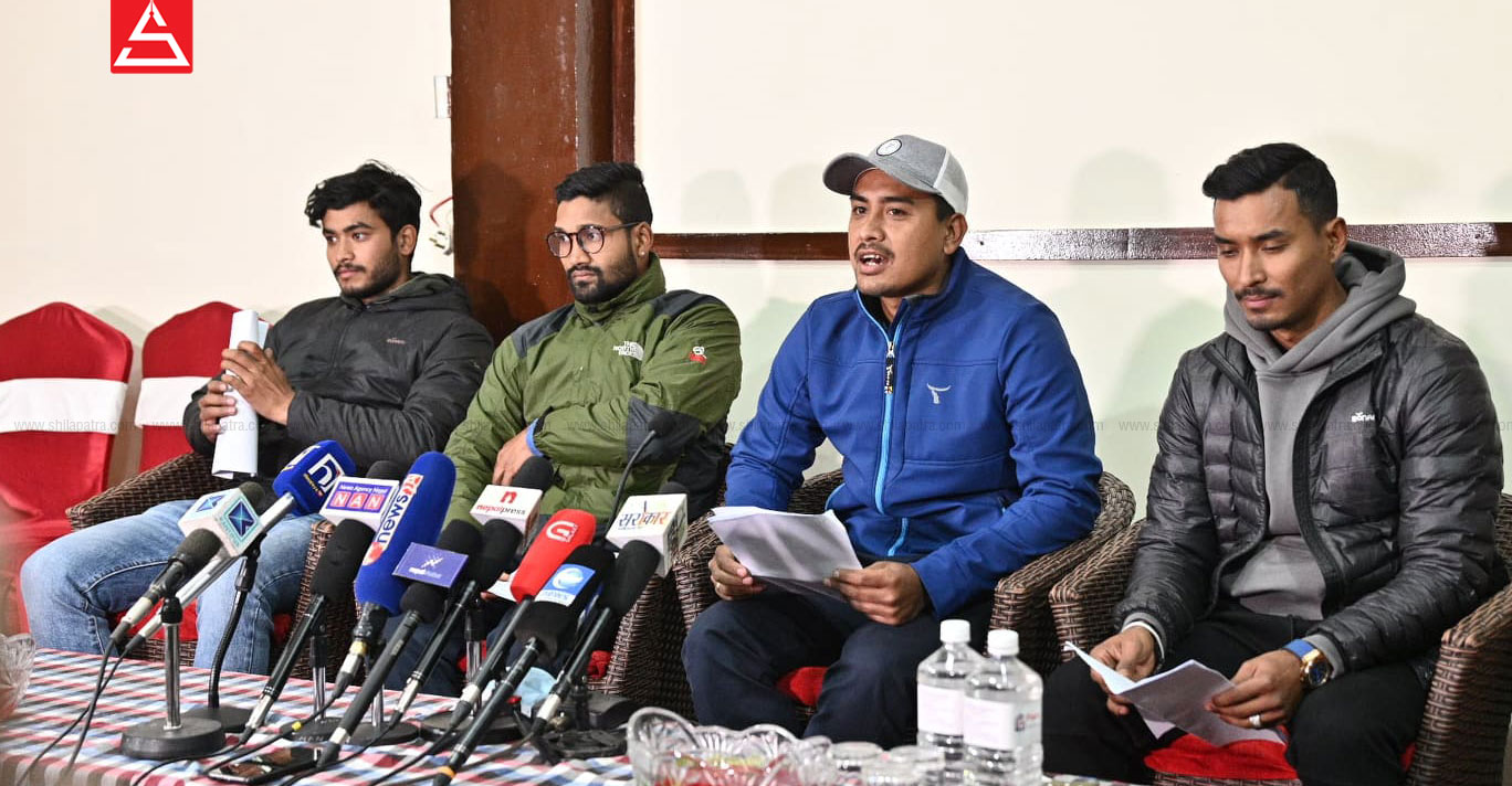 ज्ञानेन्द्र मल्ललगायत ४ जनालाई सेन्ट्रल कन्ट्याक्टमा नराख्ने क्यानको अघिल्लो निर्णय फिर्ता 
