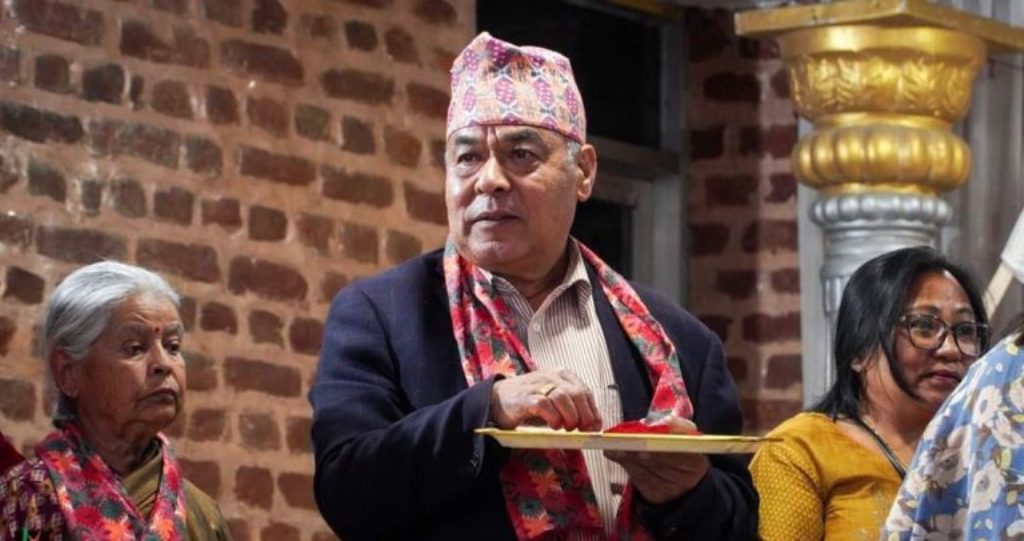 एमालेले ललितपुर मेयरकाे टिकट दिएका व्यञ्जनकार नेपाल बैंकका पूर्वजागिरे