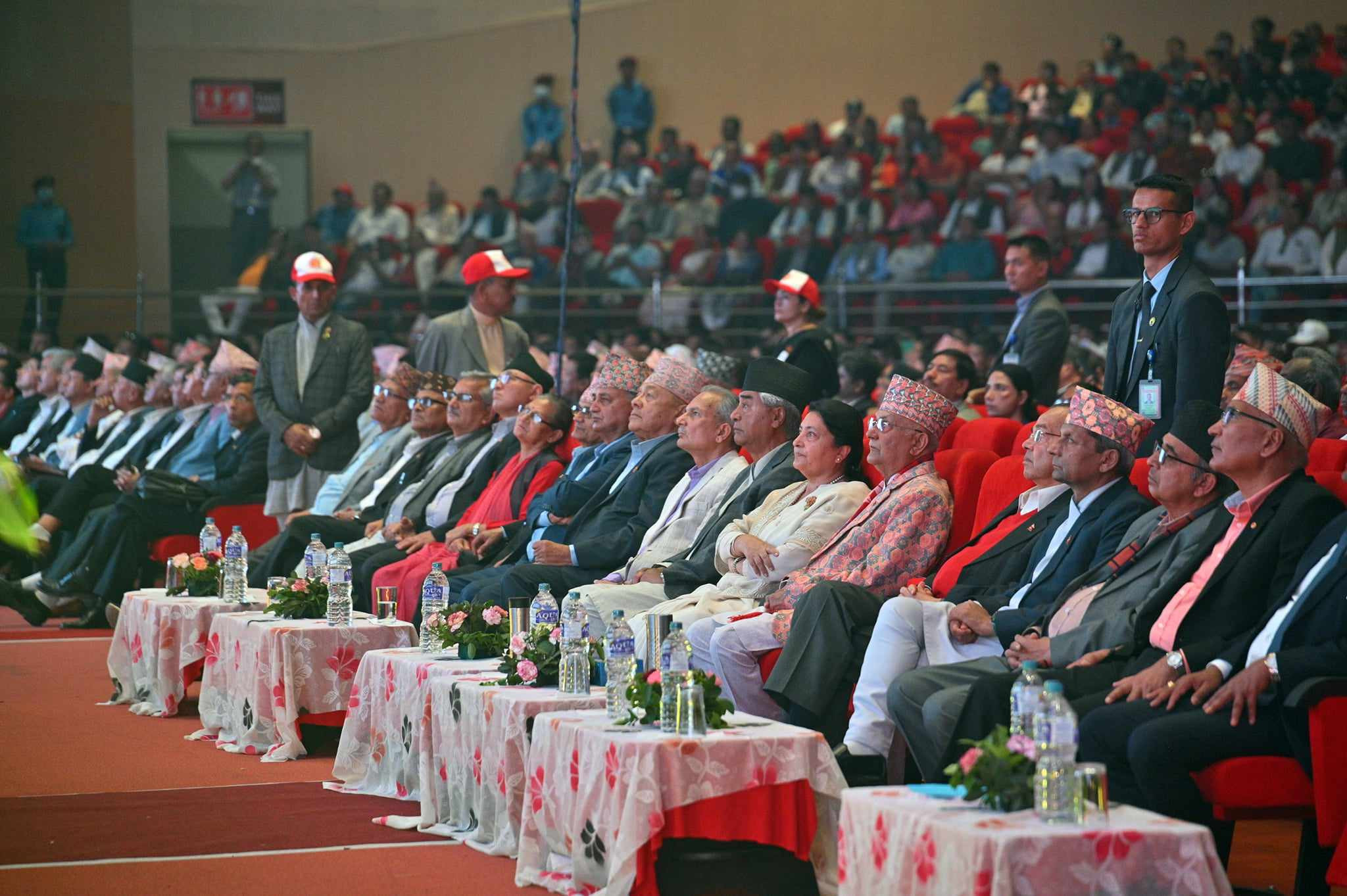 एमालेले आयोजना गरेको हीरक महोत्सवमा प्रधानमन्त्रीसहितका शीर्ष नेताहरू सहभागी