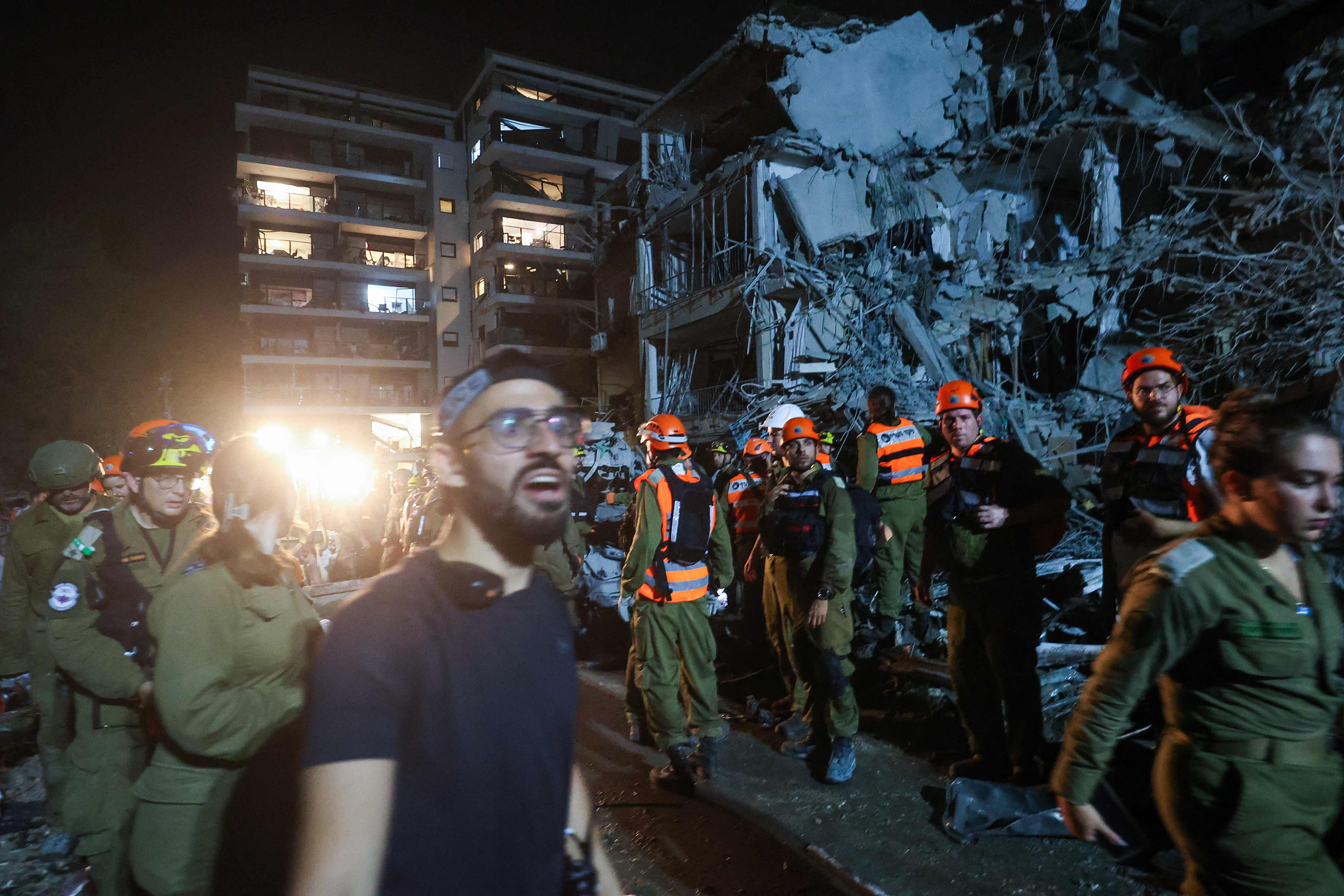 iran-isreal-conflict-(10)-1749891949.jpg