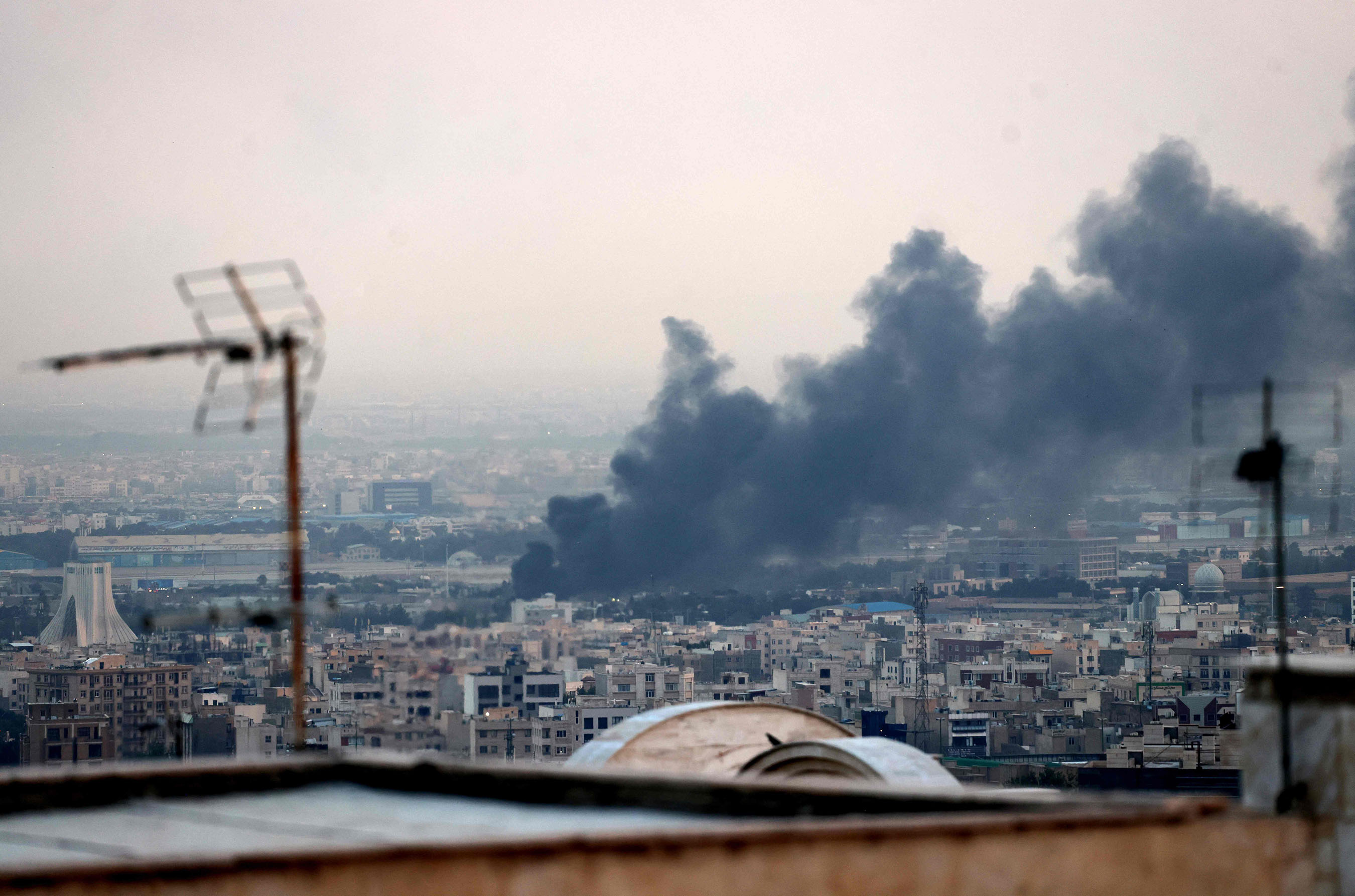 iran-isreal-conflict-(4)-1750132877.jpg