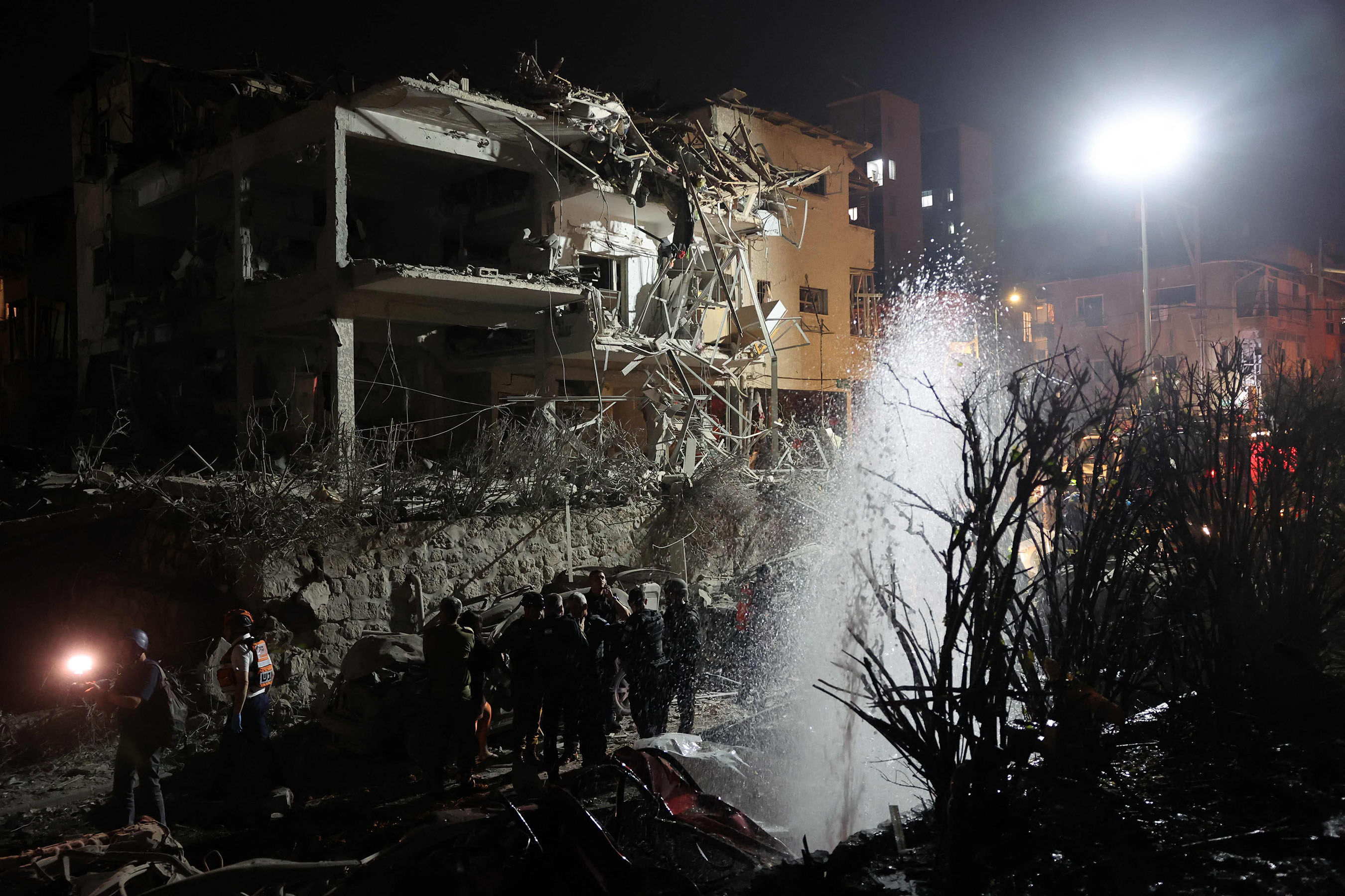 iran-isreal-conflict-(6)-1749891942.jpg