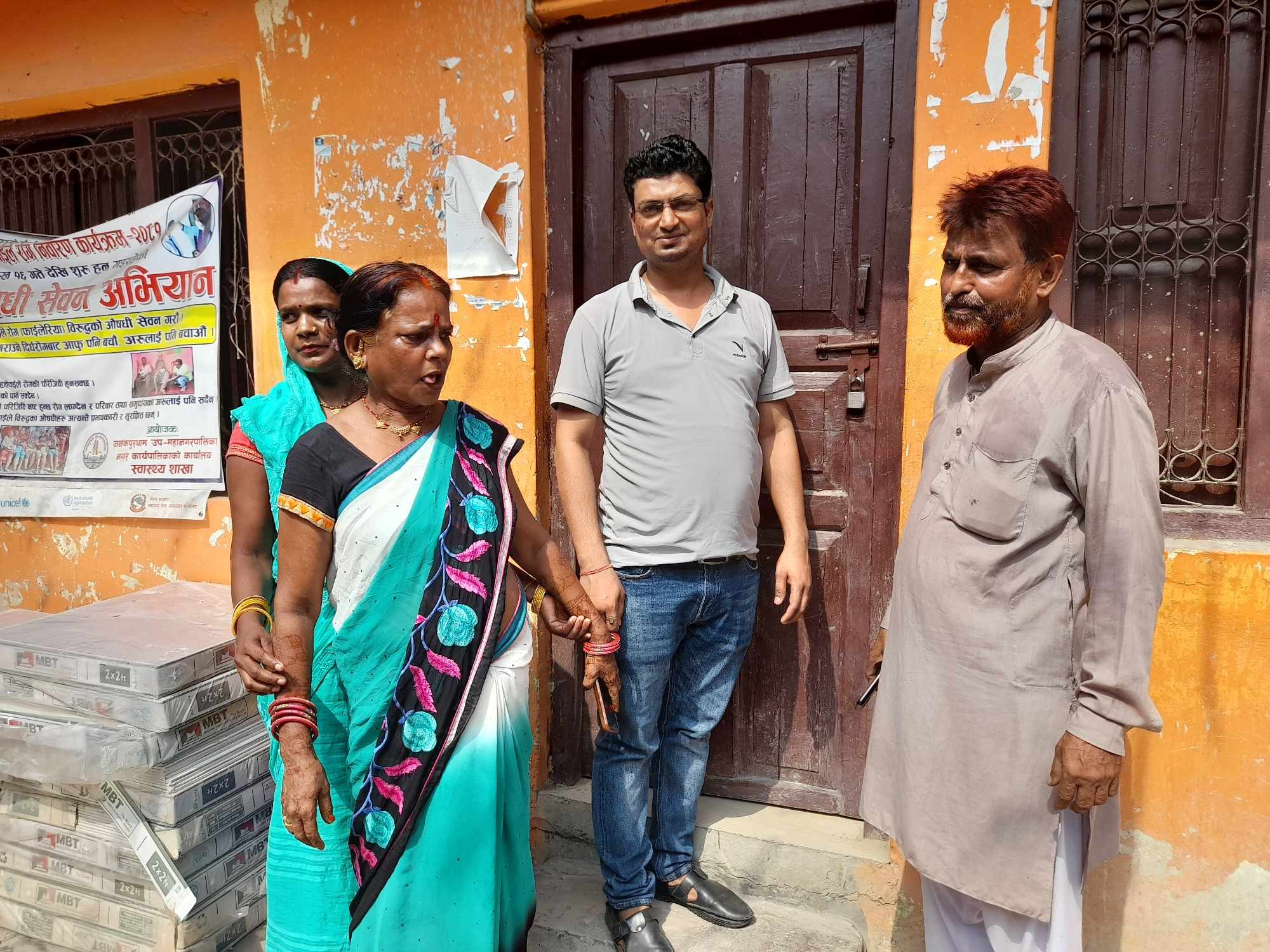 जनकपुरधाम- ५ का वडाध्यक्षले अनियमितता गरेको भन्दै वडा सदस्यहरूले लगाए कार्यालयमा ताला