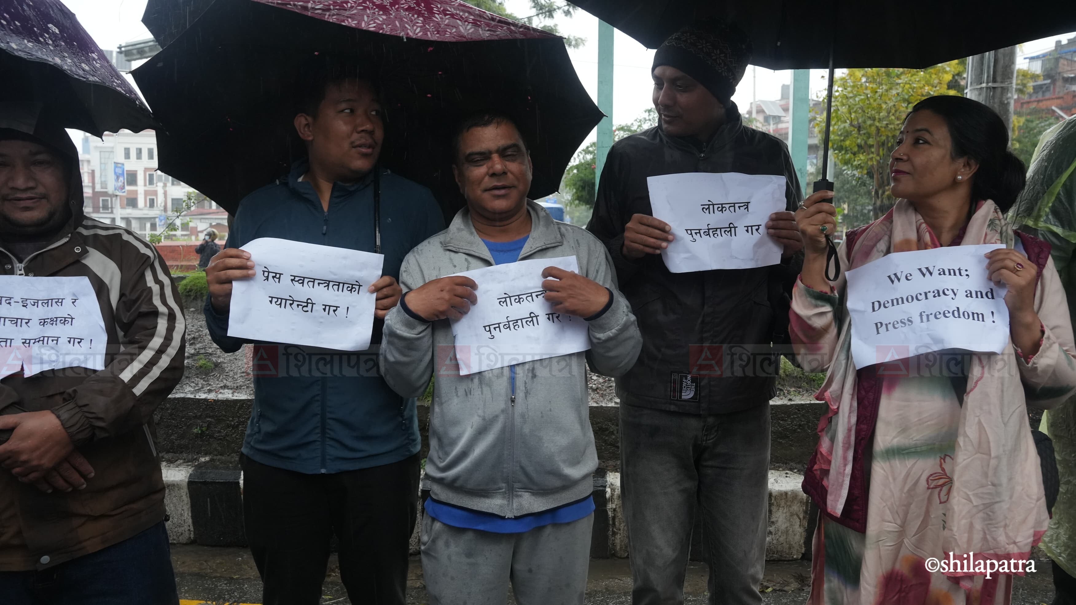 journalist-at-maitighar-(7)-1793424403.jpeg