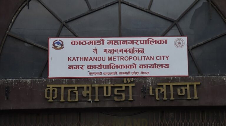 निर्वाचन आयोगले सोध्यो काठमाडौं महानगरलाई स्पष्टीकरण